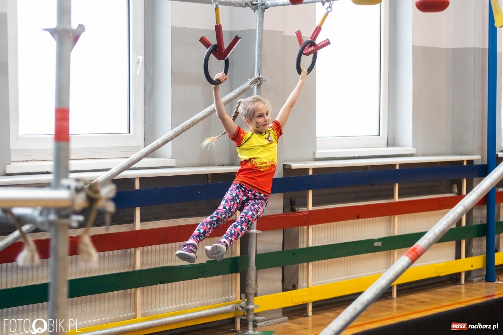 Zdjęcie w galerii na portalu naszraciborz.pl: Zwinność, szybkość, wytrzymałość. I mistrzostwa powiatu w OCR [FOTO] wiadomości z regionu