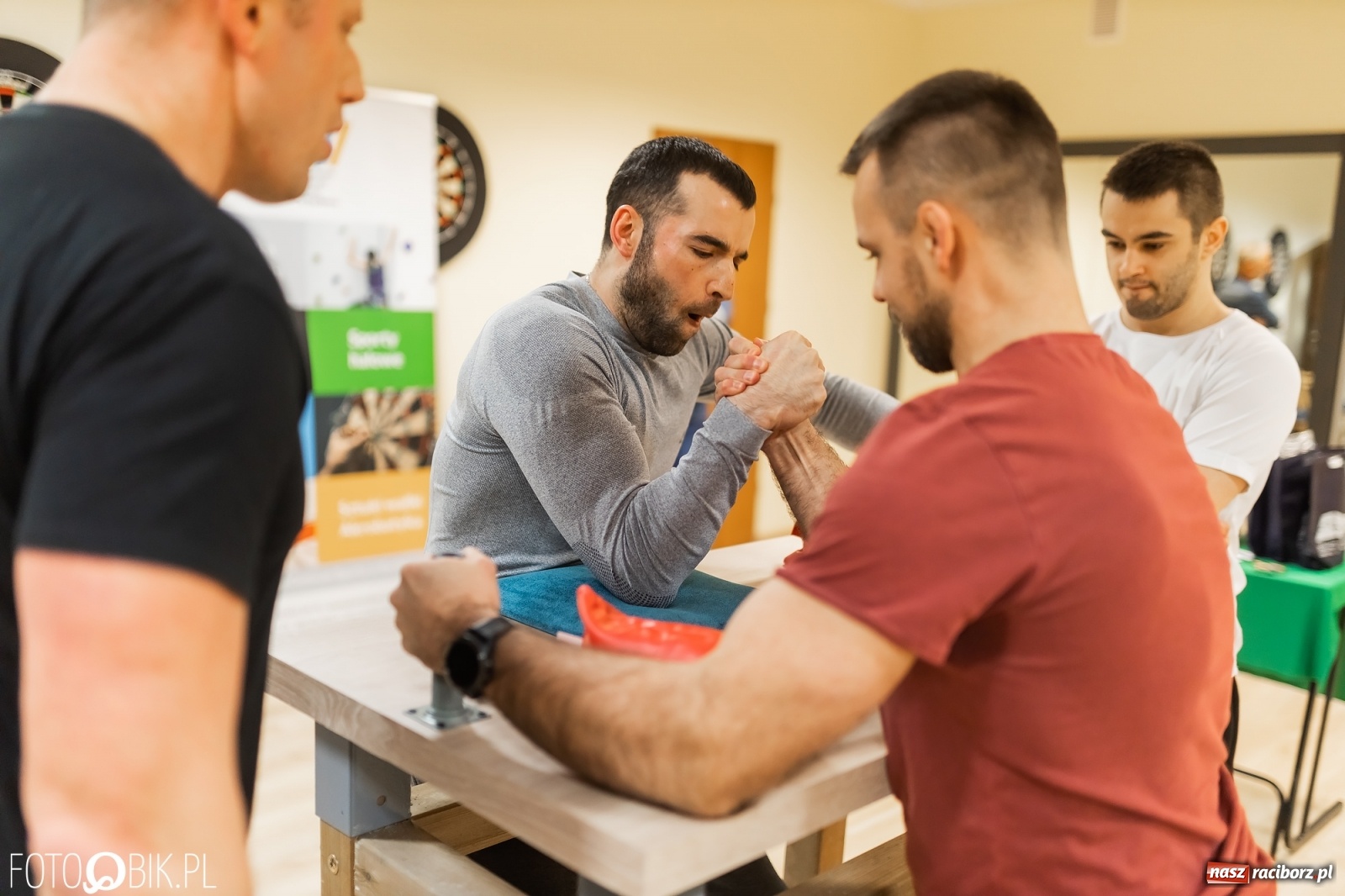 Zdjęcie w galerii na portalu naszraciborz.pl: Starcie siłaczy w PCS. I mistrzostwa w armwrestlingu za nami [FOTO] wiadomości z regionu