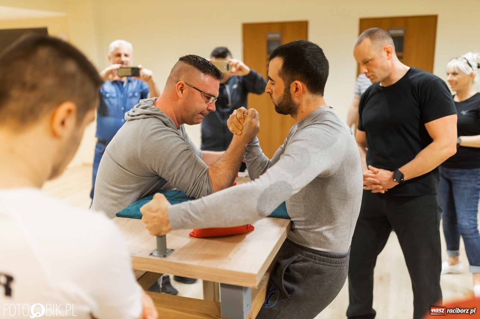 Zdjęcie w galerii na portalu naszraciborz.pl: Starcie siłaczy w PCS. I mistrzostwa w armwrestlingu za nami [FOTO] wiadomości z regionu