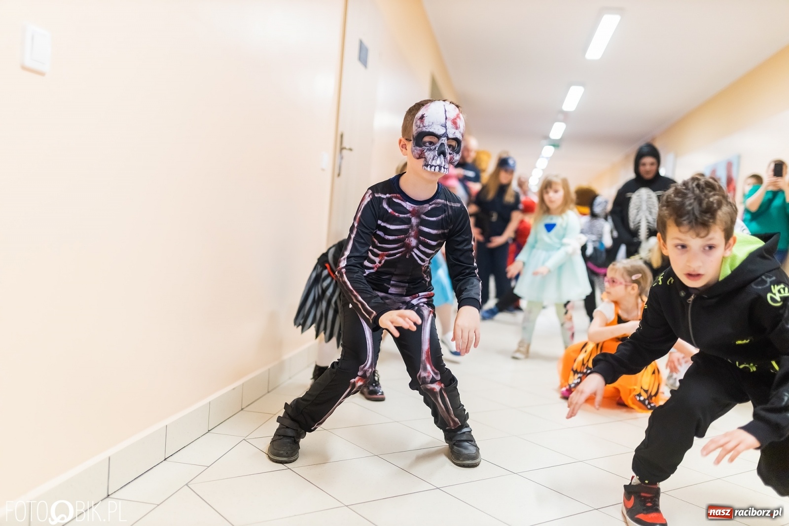 Zdjęcie w galerii na portalu naszraciborz.pl: Karnawałowy bal w Arenie Rafako na zakończenie ferii [FOTO] wiadomości z regionu