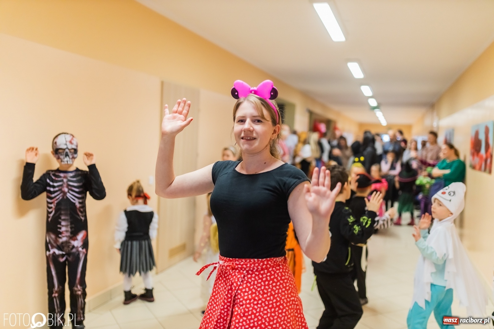 Zdjęcie w galerii na portalu naszraciborz.pl: Karnawałowy bal w Arenie Rafako na zakończenie ferii [FOTO] wiadomości z regionu