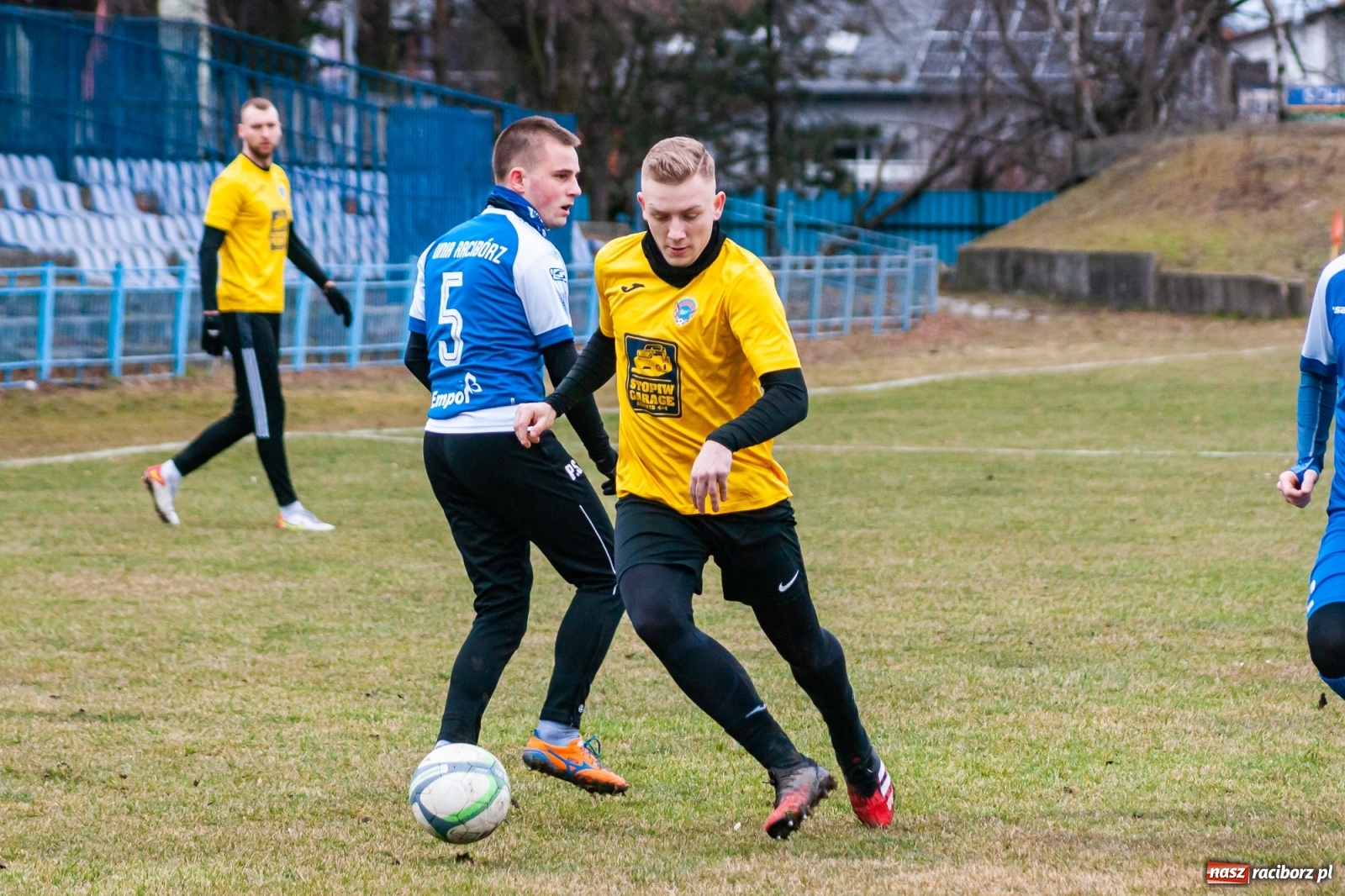 Zdjęcie w galerii na portalu naszraciborz.pl: Strzelanina przy Srebrnej. Przyszłość rozbita [FOTO i WIDEO] wiadomości z regionu