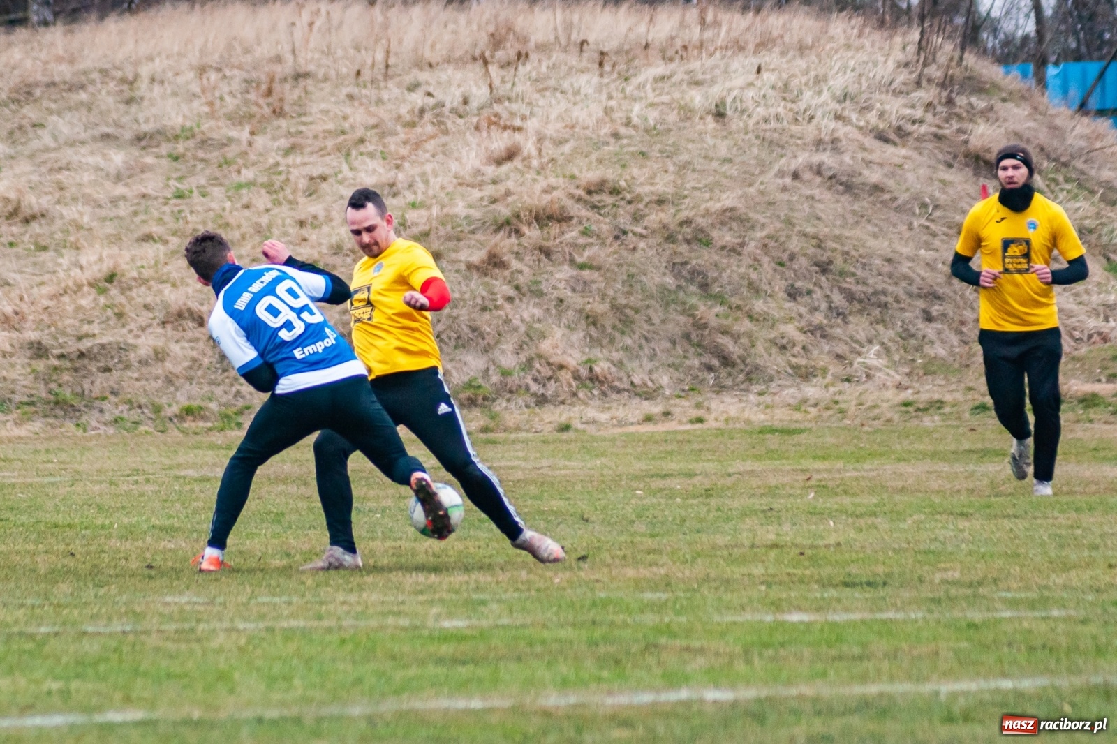Zdjęcie w galerii na portalu naszraciborz.pl: Strzelanina przy Srebrnej. Przyszłość rozbita [FOTO i WIDEO] wiadomości z regionu