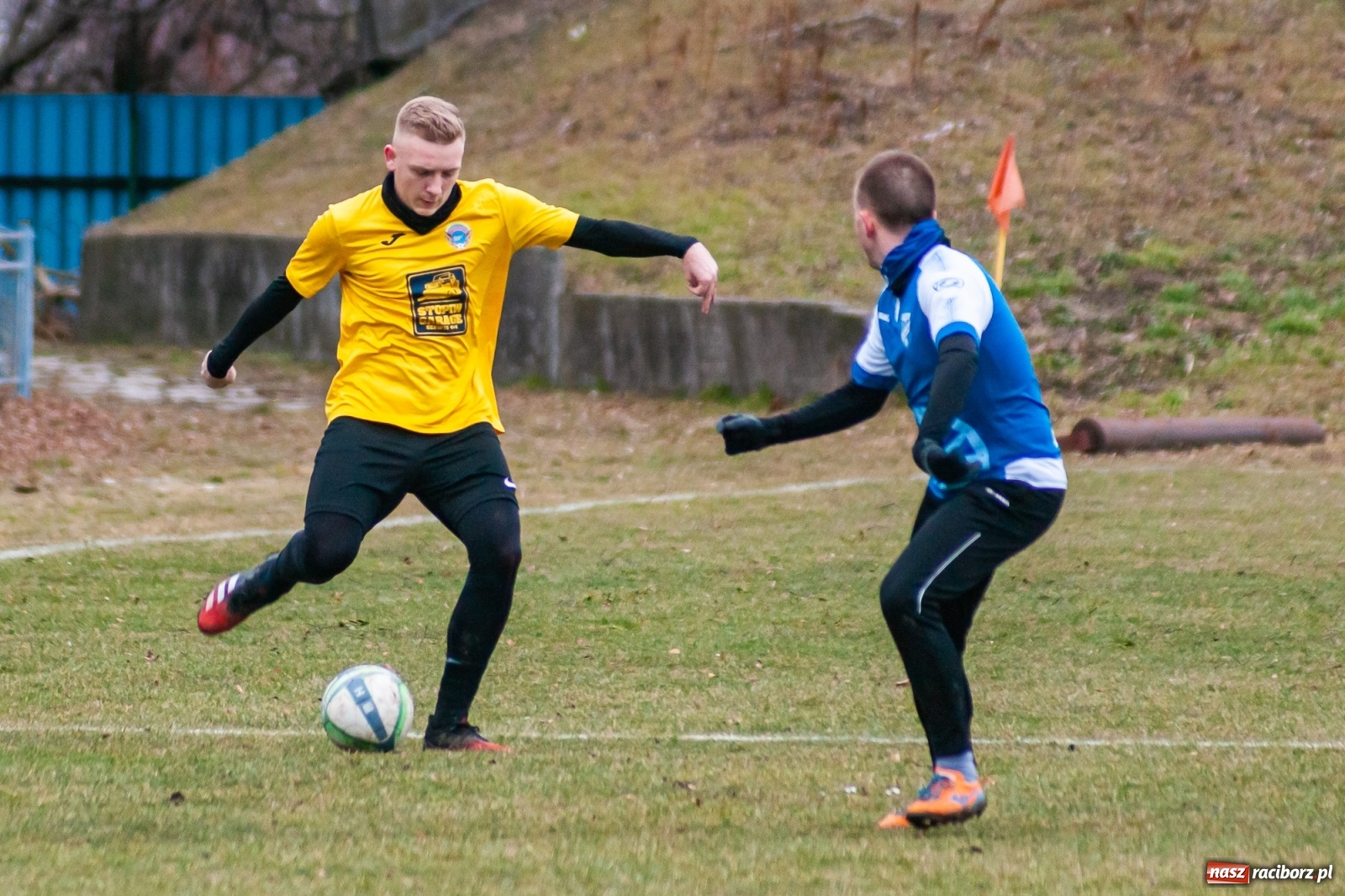 Zdjęcie w galerii na portalu naszraciborz.pl: Strzelanina przy Srebrnej. Przyszłość rozbita [FOTO i WIDEO] wiadomości z regionu