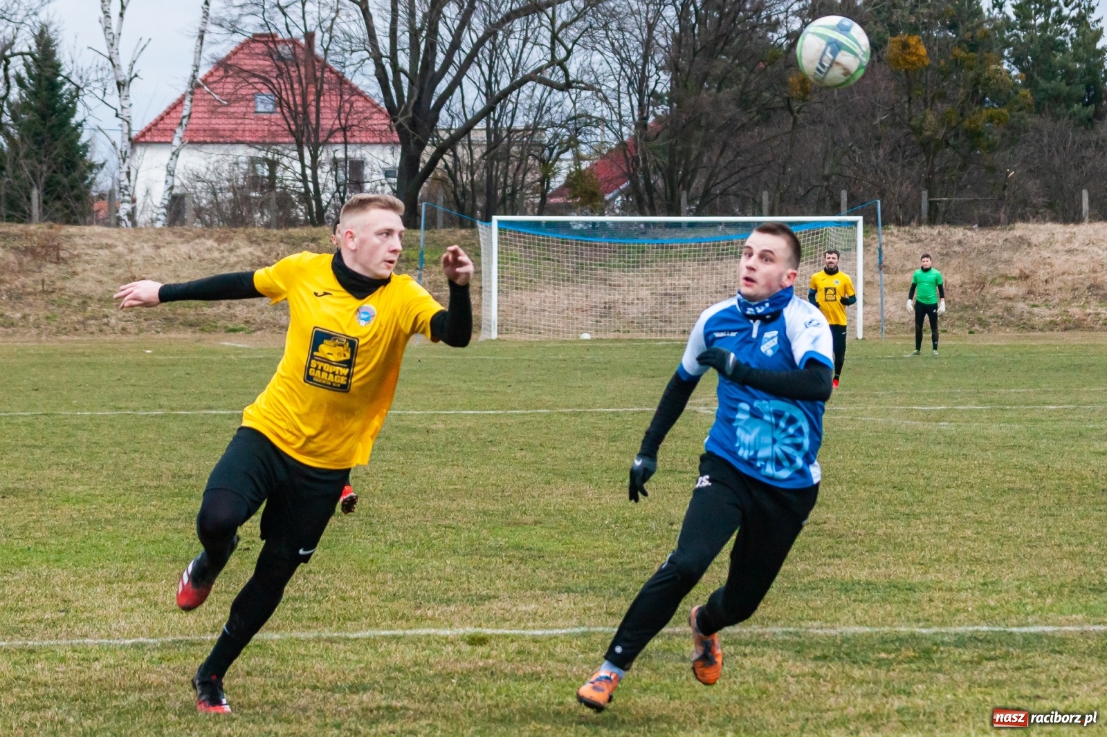 Zdjęcie w galerii na portalu naszraciborz.pl: Strzelanina przy Srebrnej. Przyszłość rozbita [FOTO i WIDEO] wiadomości z regionu