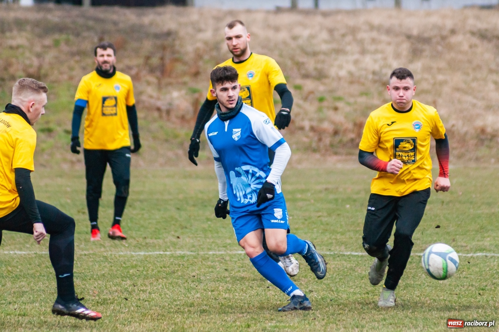 Zdjęcie w galerii na portalu naszraciborz.pl: Strzelanina przy Srebrnej. Przyszłość rozbita [FOTO i WIDEO] wiadomości z regionu