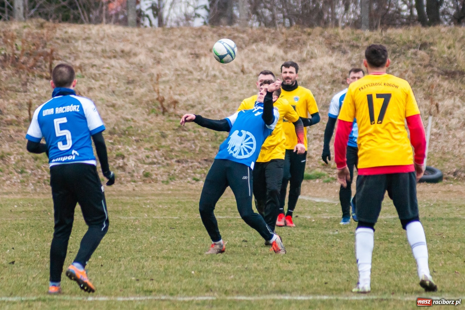 Zdjęcie w galerii na portalu naszraciborz.pl: Strzelanina przy Srebrnej. Przyszłość rozbita [FOTO i WIDEO] wiadomości z regionu