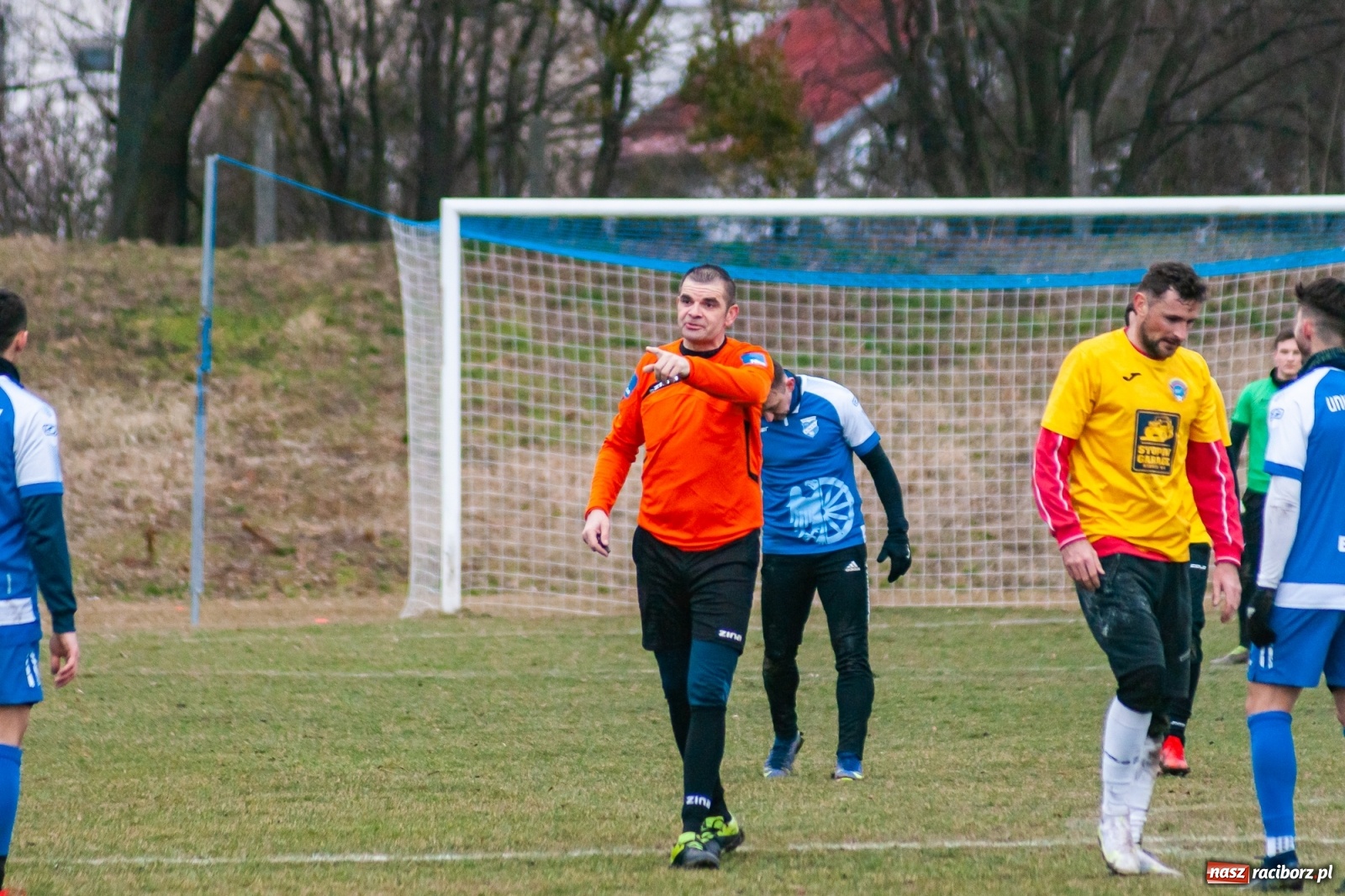 Zdjęcie w galerii na portalu naszraciborz.pl: Strzelanina przy Srebrnej. Przyszłość rozbita [FOTO i WIDEO] wiadomości z regionu