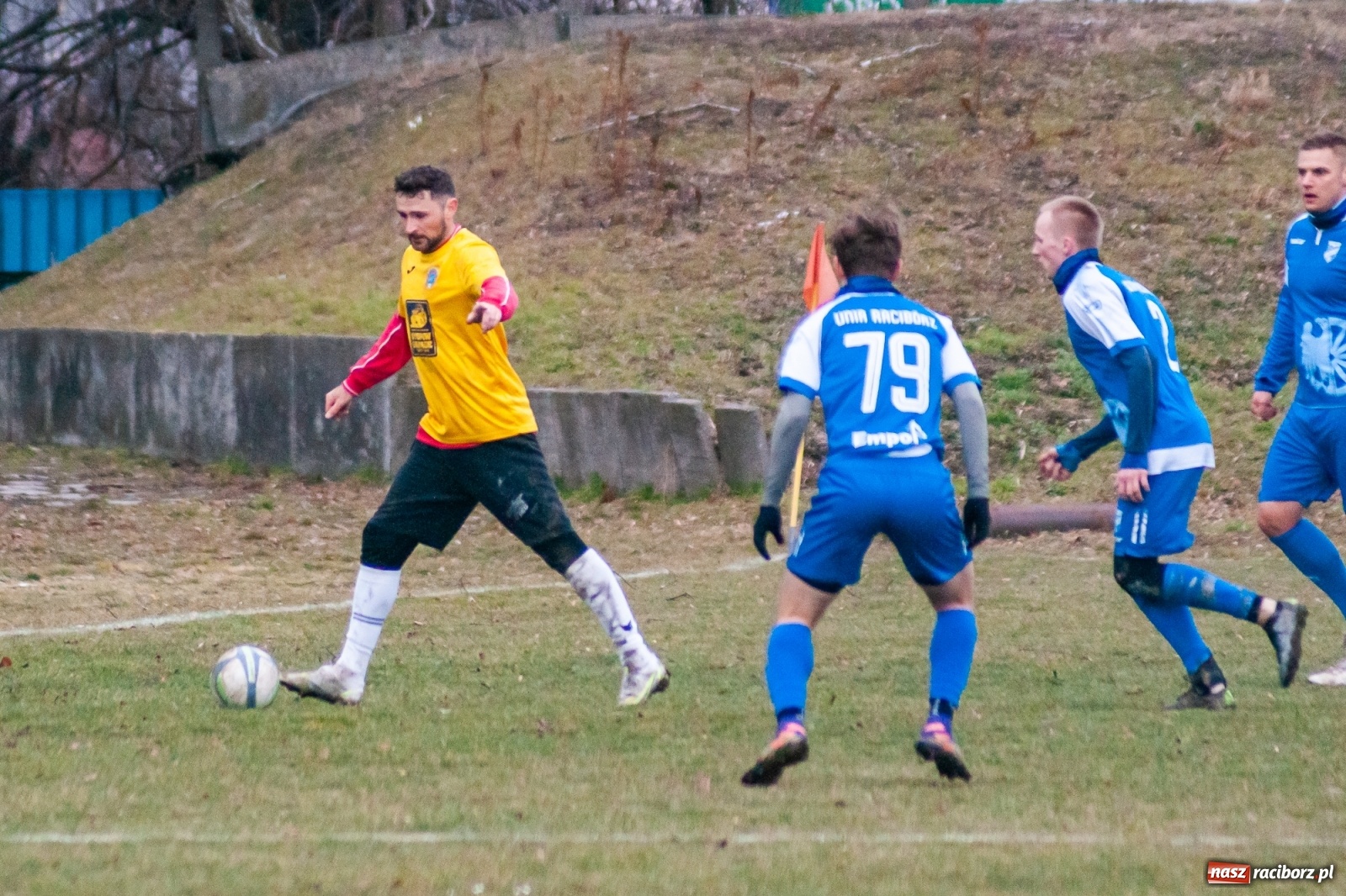 Zdjęcie w galerii na portalu naszraciborz.pl: Strzelanina przy Srebrnej. Przyszłość rozbita [FOTO i WIDEO] wiadomości z regionu
