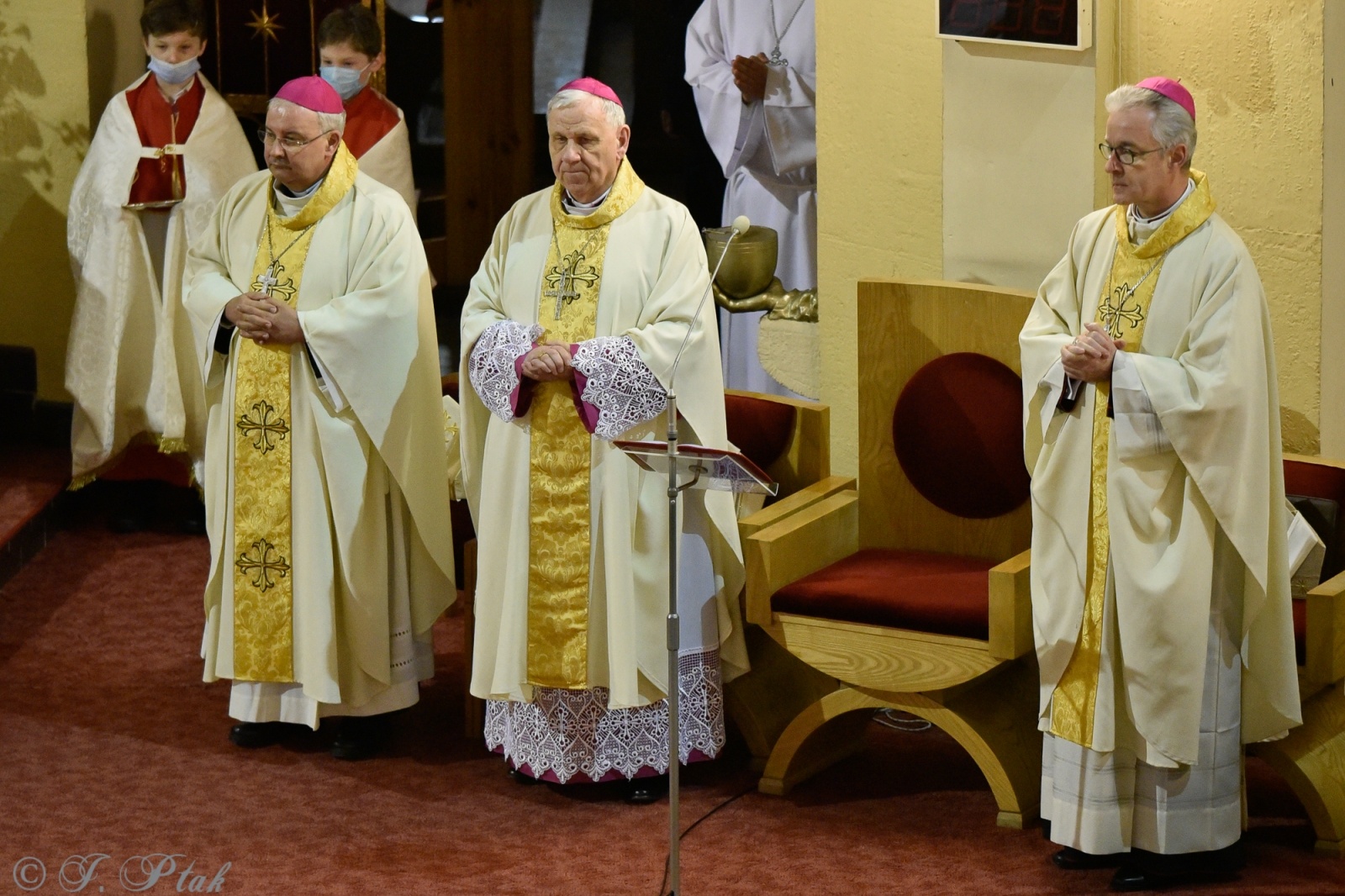 Zdjęcie w galerii na portalu naszraciborz.pl: Biskup polowy Wojska Polskiego w kościele NSPJ: Zachowali się jak trzeba! wiadomości z regionu