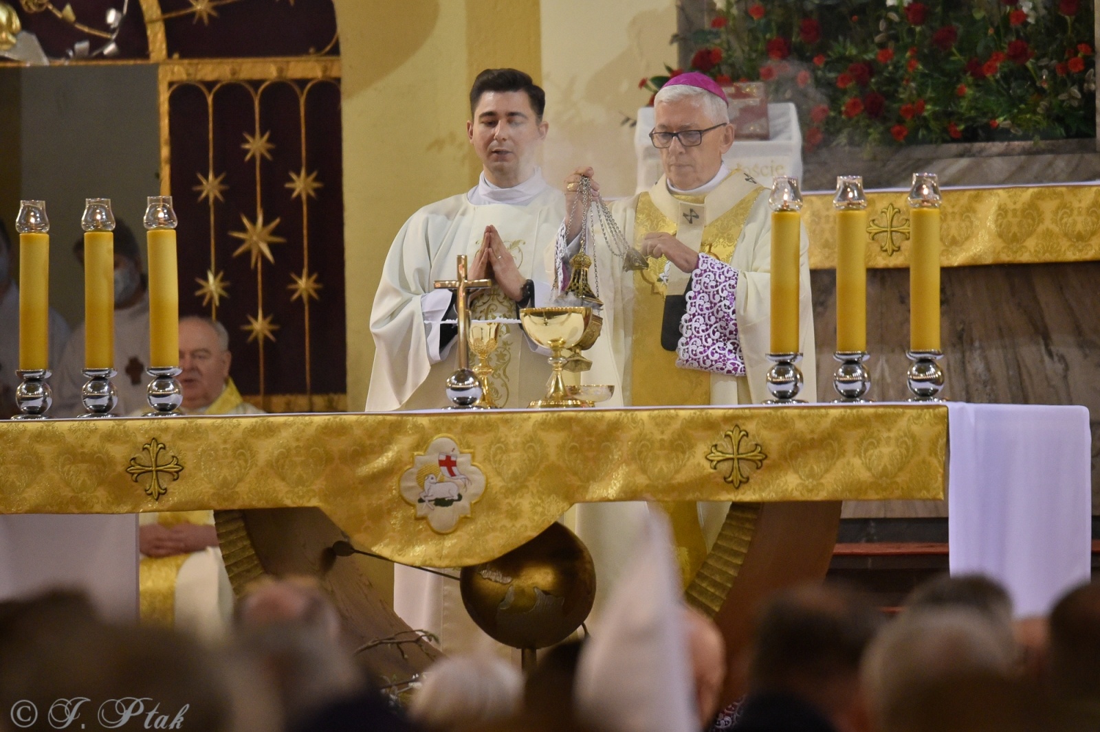 Zdjęcie w galerii na portalu naszraciborz.pl: Biskup polowy Wojska Polskiego w kościele NSPJ: Zachowali się jak trzeba! wiadomości z regionu