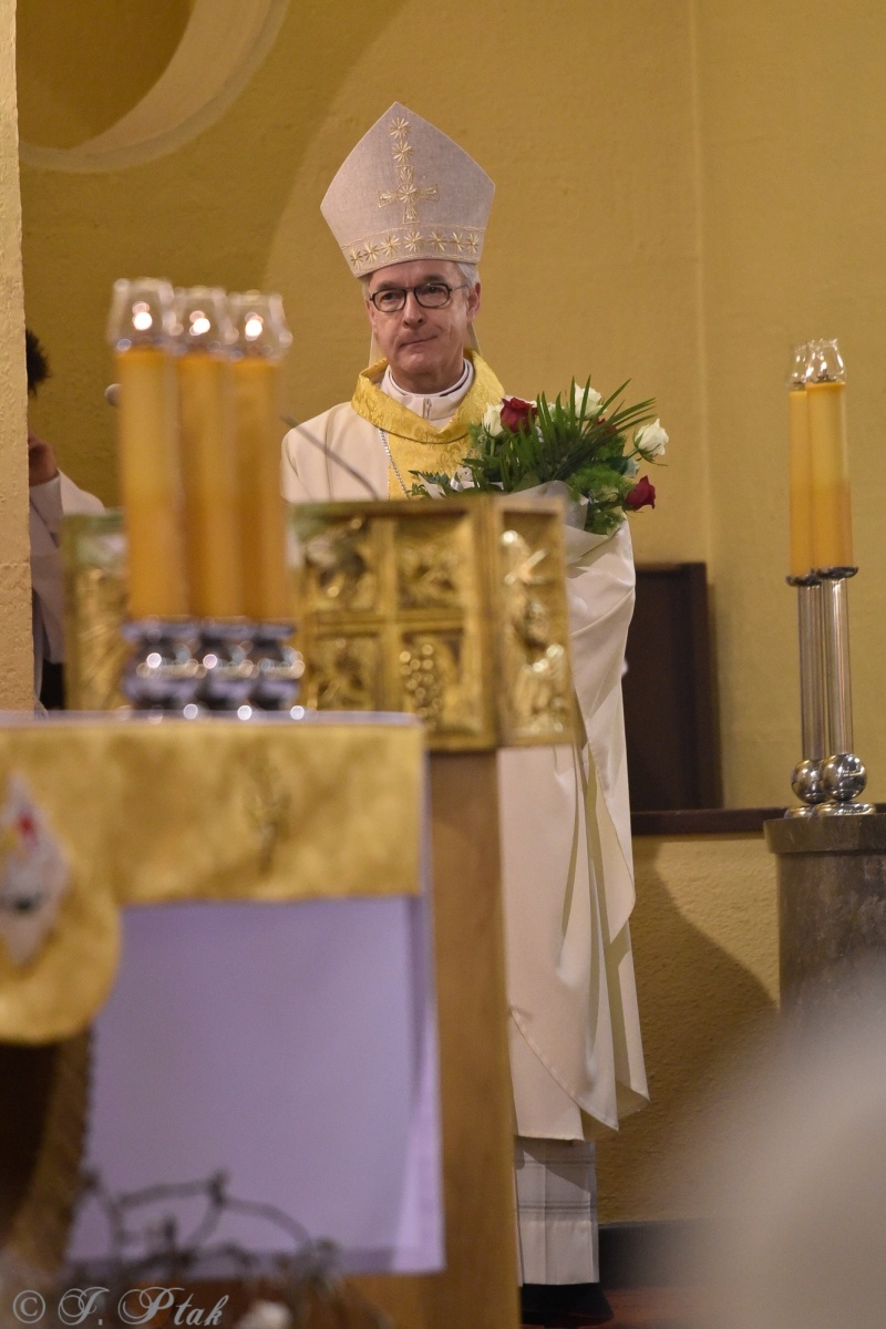 Zdjęcie w galerii na portalu naszraciborz.pl: Biskup polowy Wojska Polskiego w kościele NSPJ: Zachowali się jak trzeba! wiadomości z regionu