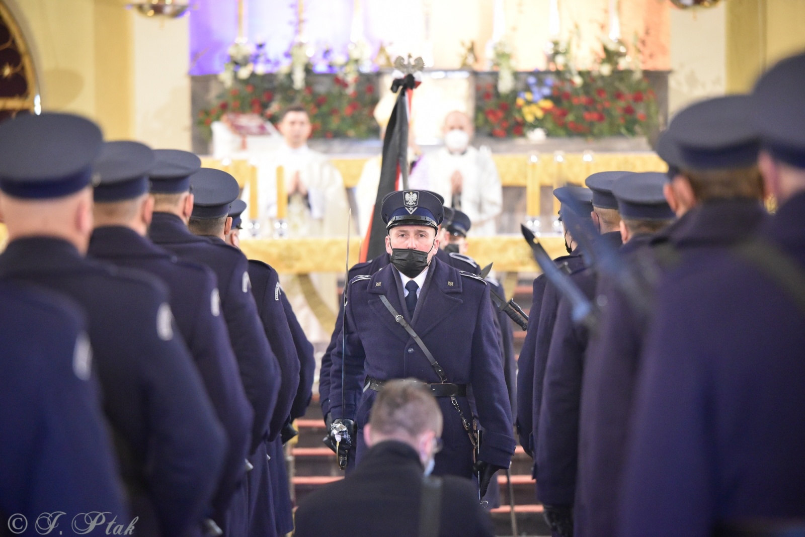 Zdjęcie w galerii na portalu naszraciborz.pl: Biskup polowy Wojska Polskiego w kościele NSPJ: Zachowali się jak trzeba! wiadomości z regionu