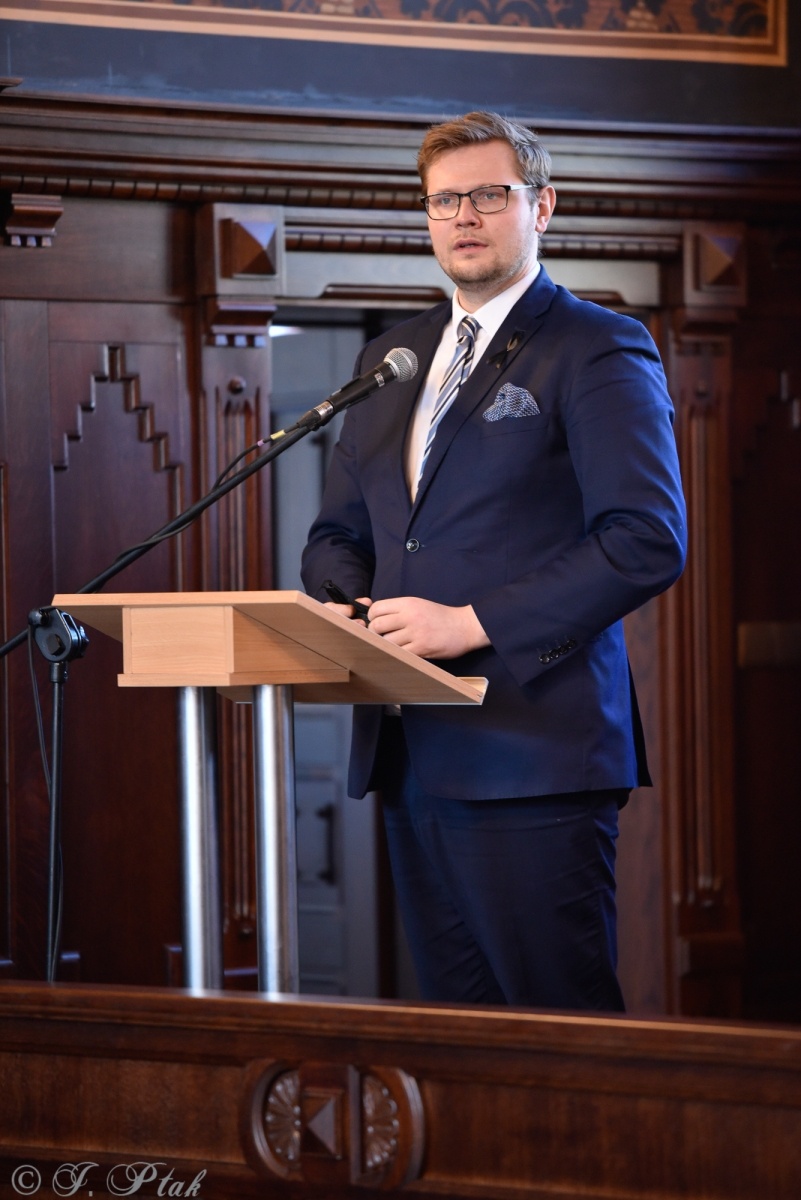 Zdjęcie w galerii na portalu naszraciborz.pl: Polskie powojenne podziemie niepodległościowe na ziemi raciborskiej po 1945 - sympozjum w gmachu Sądu Krajowego wiadomości z regionu