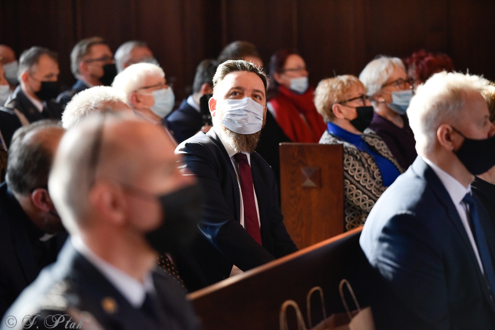 Zdjęcie w galerii na portalu naszraciborz.pl: Polskie powojenne podziemie niepodległościowe na ziemi raciborskiej po 1945 - sympozjum w gmachu Sądu Krajowego wiadomości z regionu