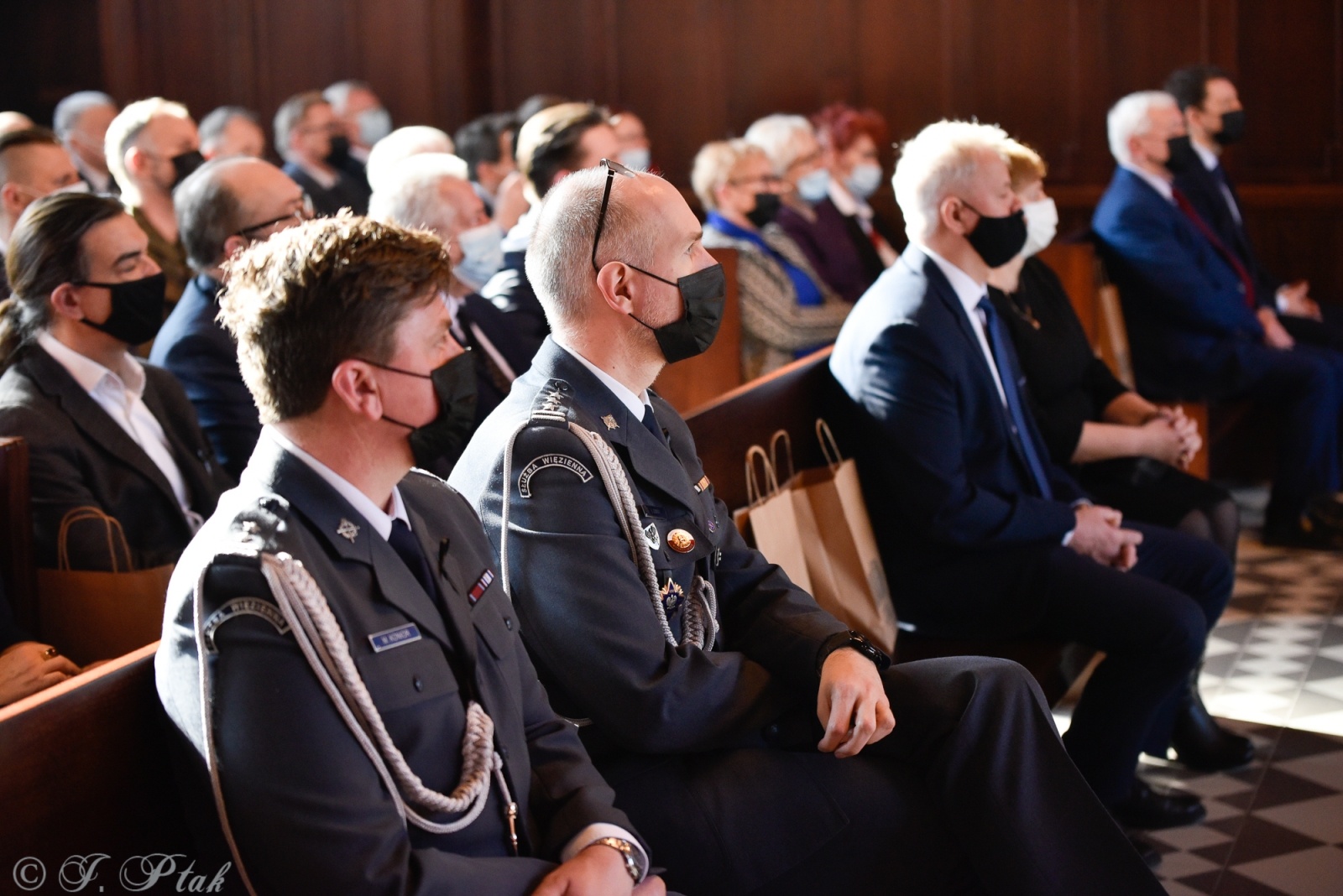 Zdjęcie w galerii na portalu naszraciborz.pl: Polskie powojenne podziemie niepodległościowe na ziemi raciborskiej po 1945 - sympozjum w gmachu Sądu Krajowego wiadomości z regionu