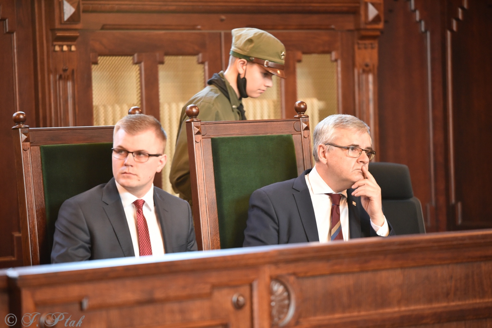 Zdjęcie w galerii na portalu naszraciborz.pl: Polskie powojenne podziemie niepodległościowe na ziemi raciborskiej po 1945 - sympozjum w gmachu Sądu Krajowego wiadomości z regionu