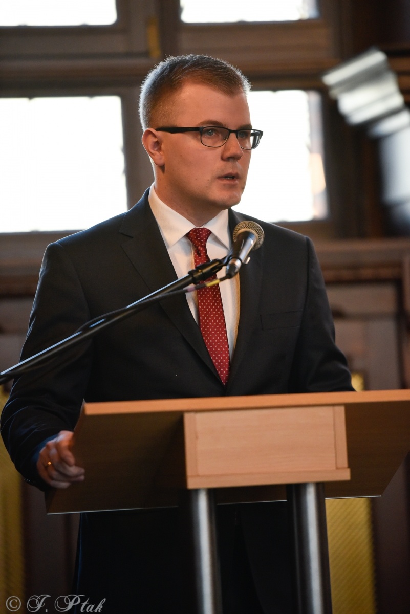 Zdjęcie w galerii na portalu naszraciborz.pl: Polskie powojenne podziemie niepodległościowe na ziemi raciborskiej po 1945 - sympozjum w gmachu Sądu Krajowego wiadomości z regionu