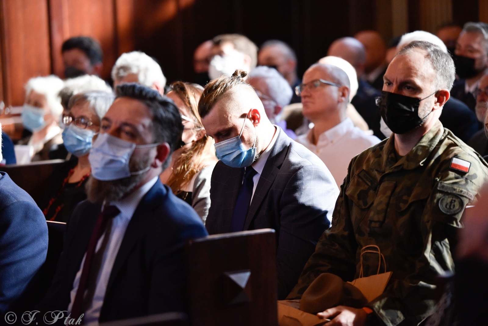 Zdjęcie w galerii na portalu naszraciborz.pl: Polskie powojenne podziemie niepodległościowe na ziemi raciborskiej po 1945 - sympozjum w gmachu Sądu Krajowego wiadomości z regionu