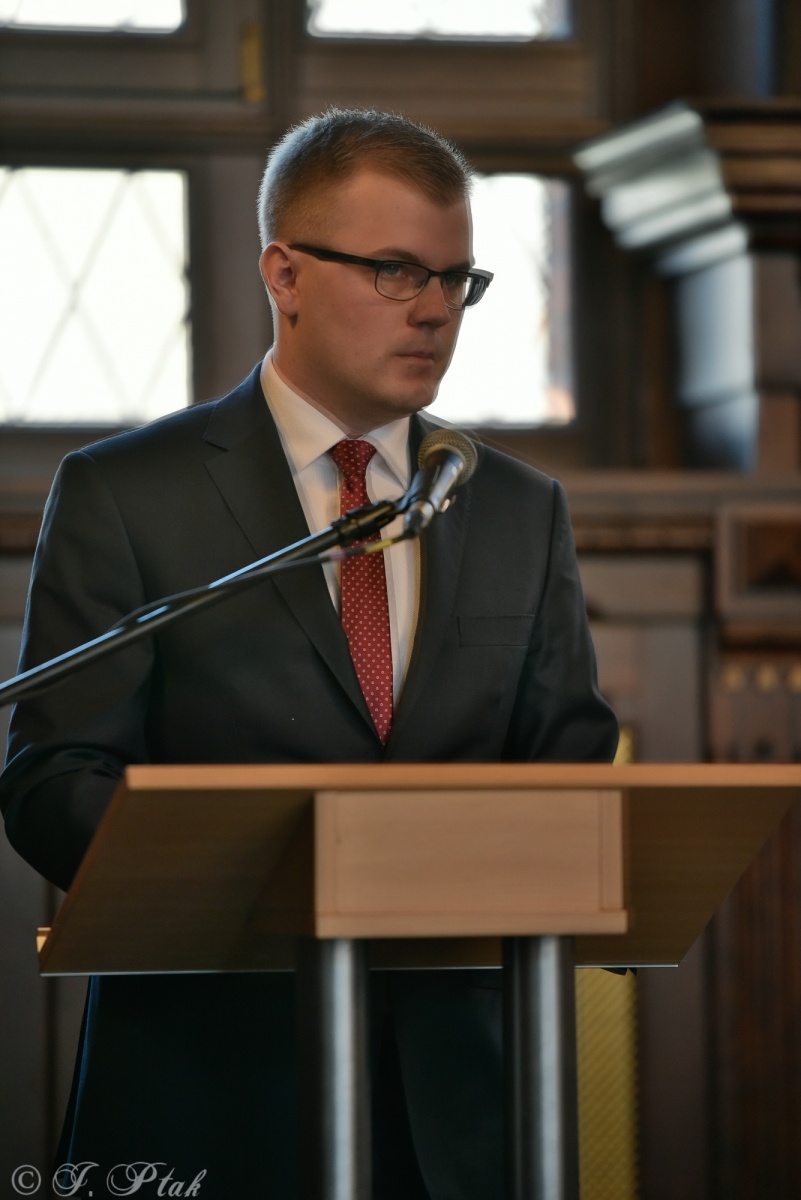 Zdjęcie w galerii na portalu naszraciborz.pl: Polskie powojenne podziemie niepodległościowe na ziemi raciborskiej po 1945 - sympozjum w gmachu Sądu Krajowego wiadomości z regionu