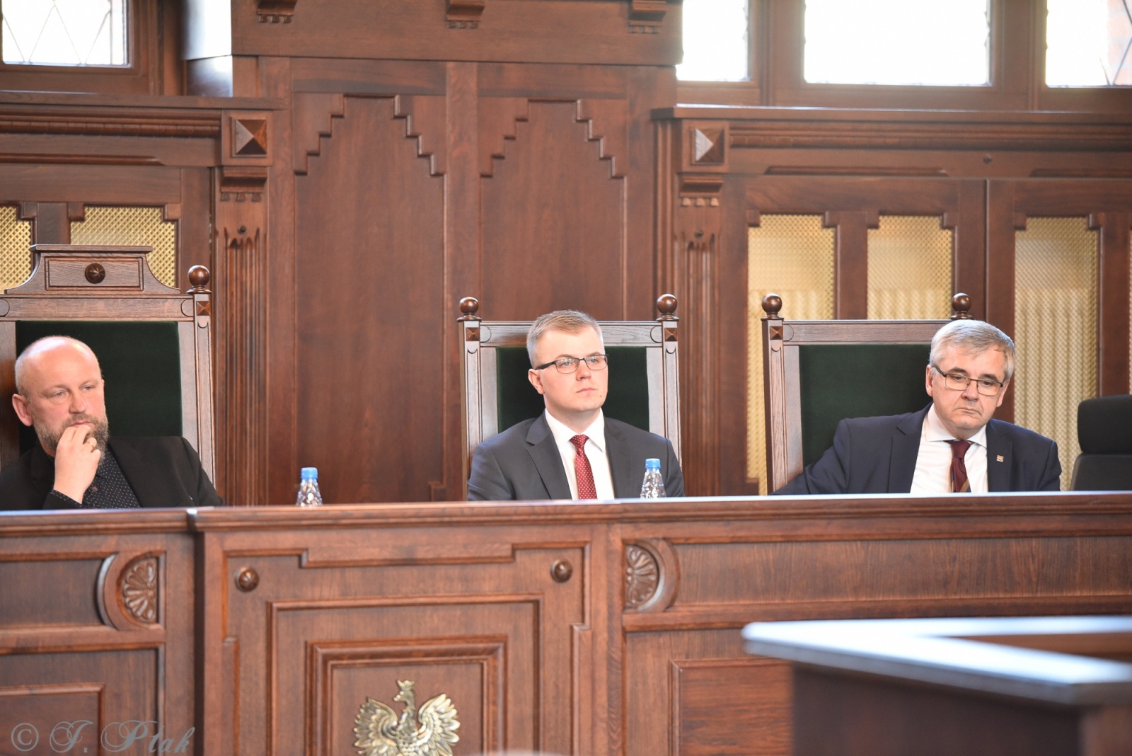 Zdjęcie w galerii na portalu naszraciborz.pl: Polskie powojenne podziemie niepodległościowe na ziemi raciborskiej po 1945 - sympozjum w gmachu Sądu Krajowego wiadomości z regionu