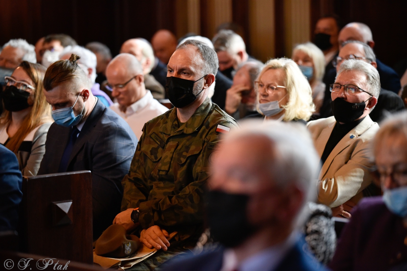 Zdjęcie w galerii na portalu naszraciborz.pl: Polskie powojenne podziemie niepodległościowe na ziemi raciborskiej po 1945 - sympozjum w gmachu Sądu Krajowego wiadomości z regionu