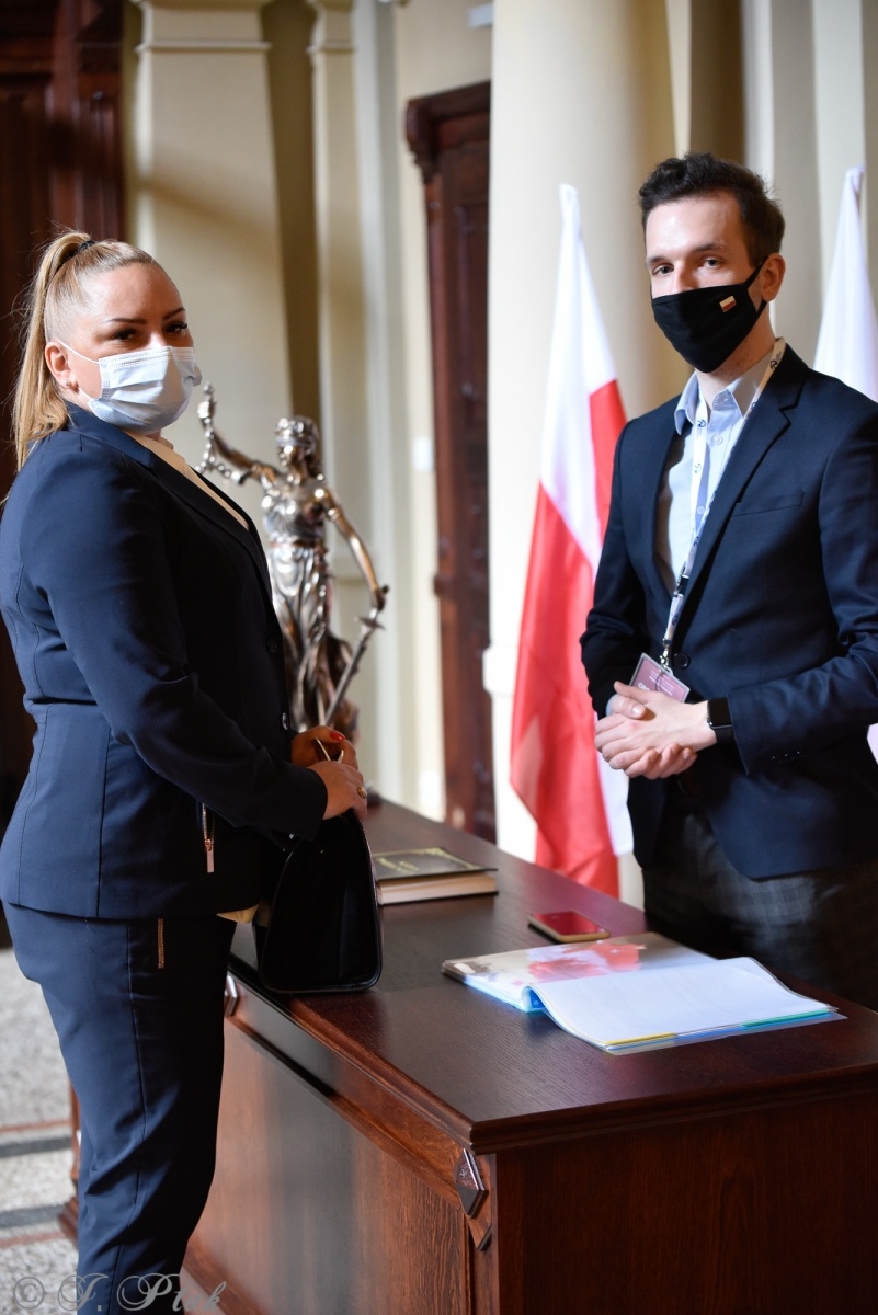 Zdjęcie w galerii na portalu naszraciborz.pl: Polskie powojenne podziemie niepodległościowe na ziemi raciborskiej po 1945 - sympozjum w gmachu Sądu Krajowego wiadomości z regionu