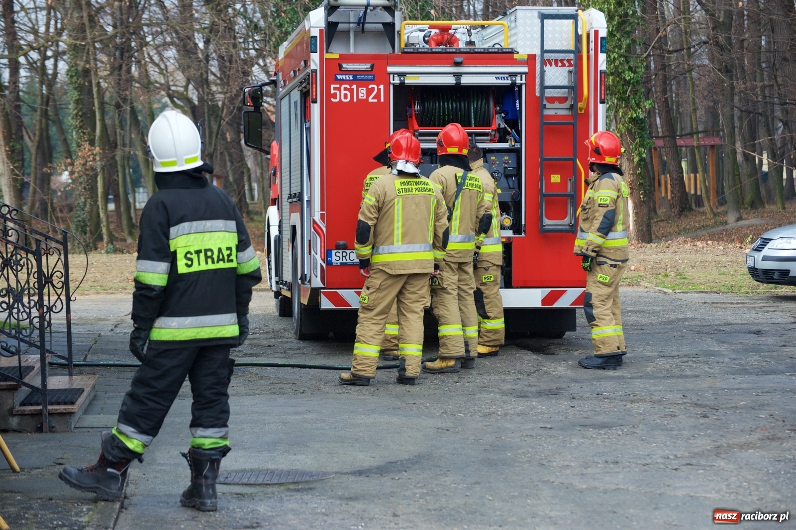 Zdjęcie w galerii na portalu naszraciborz.pl: Raport 998. Otwarcia mieszkań, pożary sadzy i ulatniający się gaz wiadomości z regionu