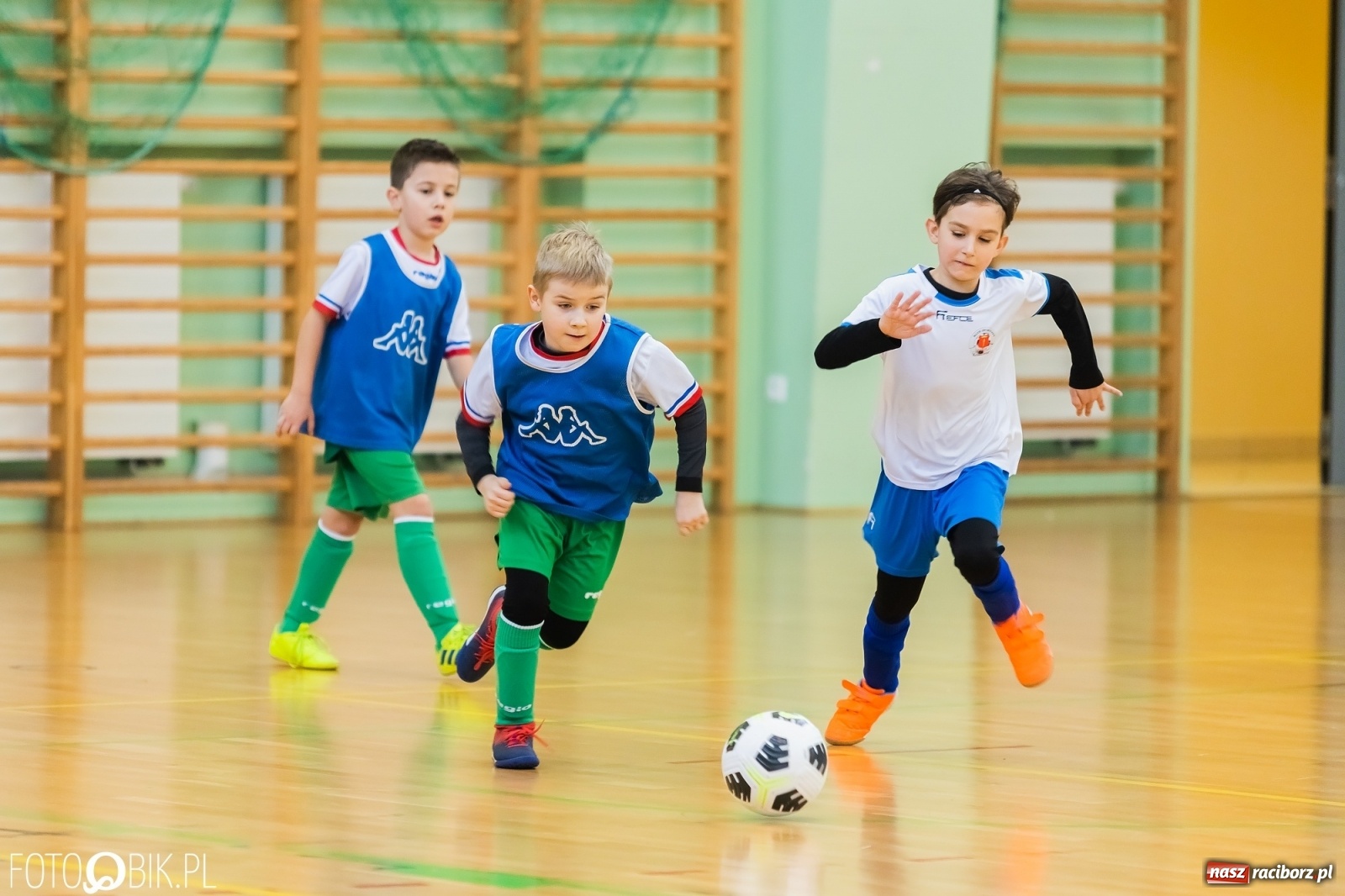 Zdjęcie w galerii na portalu naszraciborz.pl: Powiatowe eliminacje Pucharu Tymbarku [FOTO] wiadomości z regionu