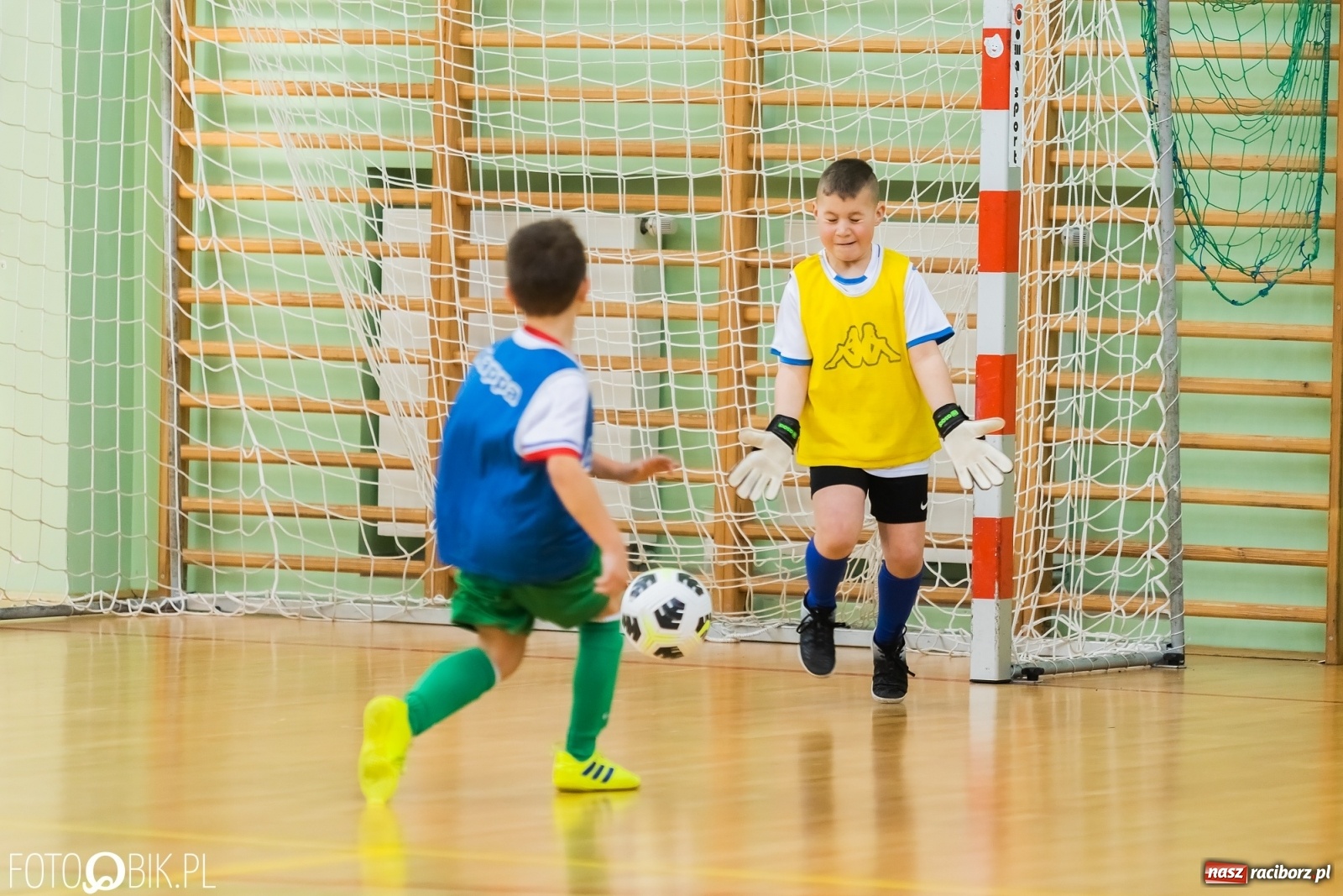 Zdjęcie w galerii na portalu naszraciborz.pl: Powiatowe eliminacje Pucharu Tymbarku [FOTO] wiadomości z regionu
