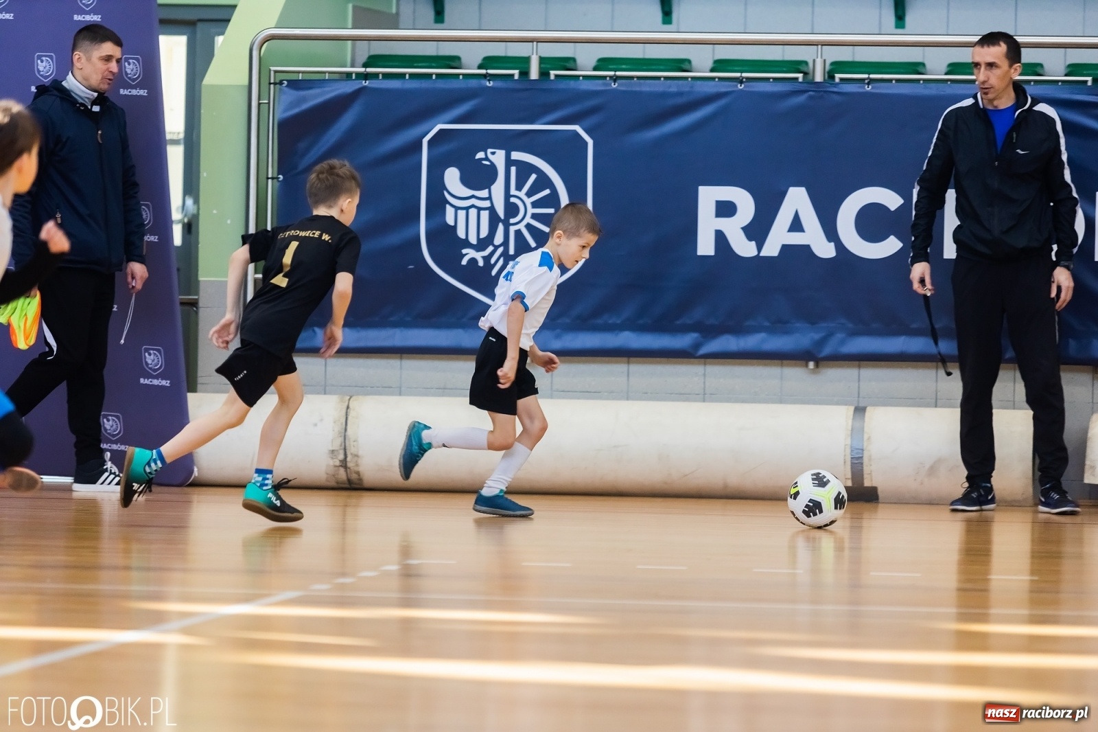 Zdjęcie w galerii na portalu naszraciborz.pl: Powiatowe eliminacje Pucharu Tymbarku [FOTO] wiadomości z regionu