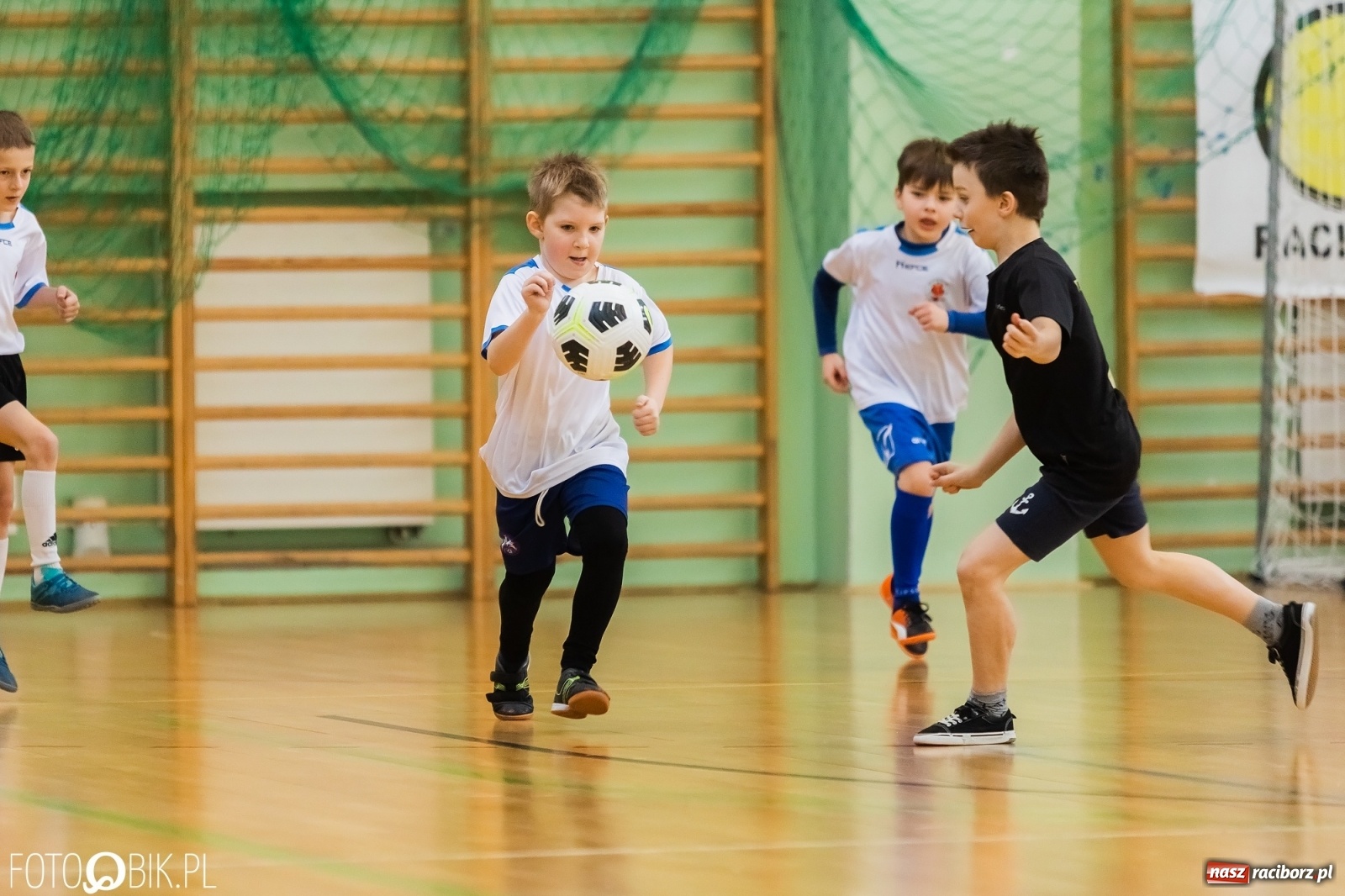 Zdjęcie w galerii na portalu naszraciborz.pl: Powiatowe eliminacje Pucharu Tymbarku [FOTO] wiadomości z regionu