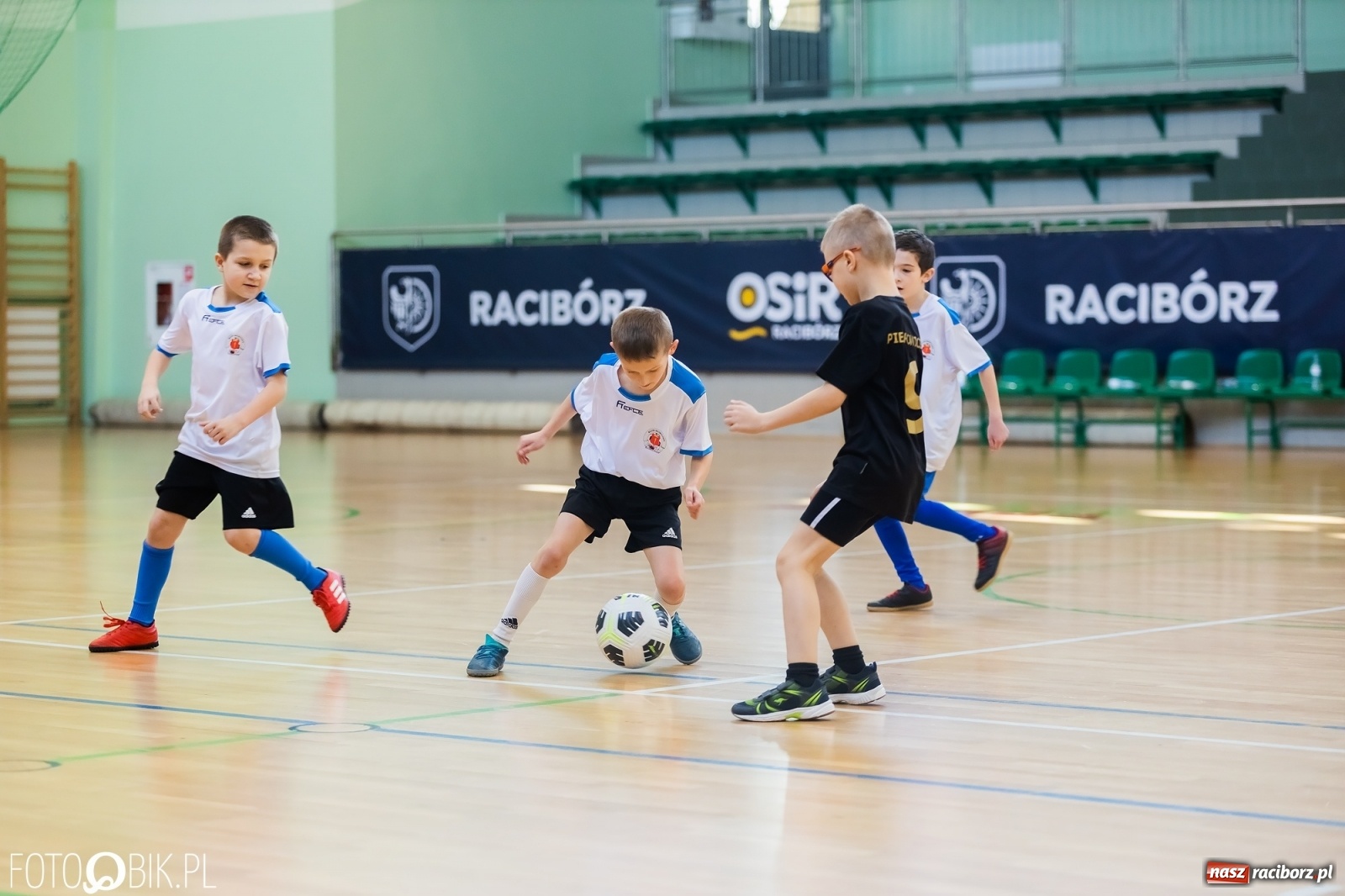 Zdjęcie w galerii na portalu naszraciborz.pl: Powiatowe eliminacje Pucharu Tymbarku [FOTO] wiadomości z regionu