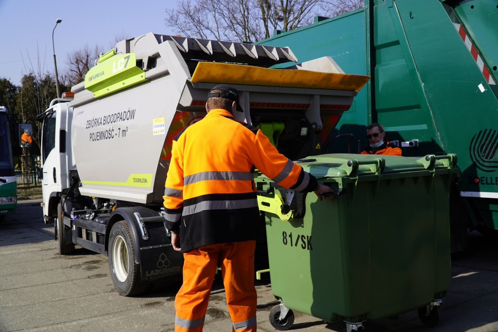 Zdjęcie w galerii na portalu naszraciborz.pl: Dwa nowe specjalistyczne pojazdy we flocie raciborskiego PK wiadomości z regionu