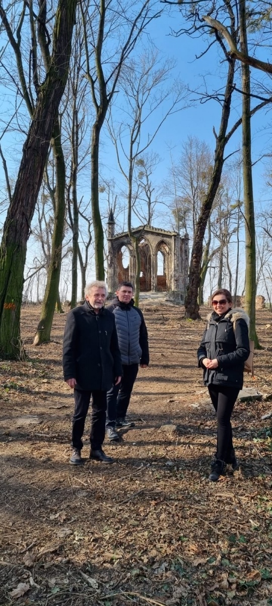 Zdjęcie w galerii na portalu naszraciborz.pl: Na ratunek rudnickim zabytkom [FOTO] wiadomości z regionu