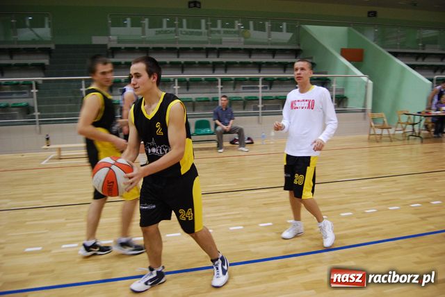 Zdjęcie w galerii na portalu naszraciborz.pl: RALK: Monstersi na fali wiadomości z regionu