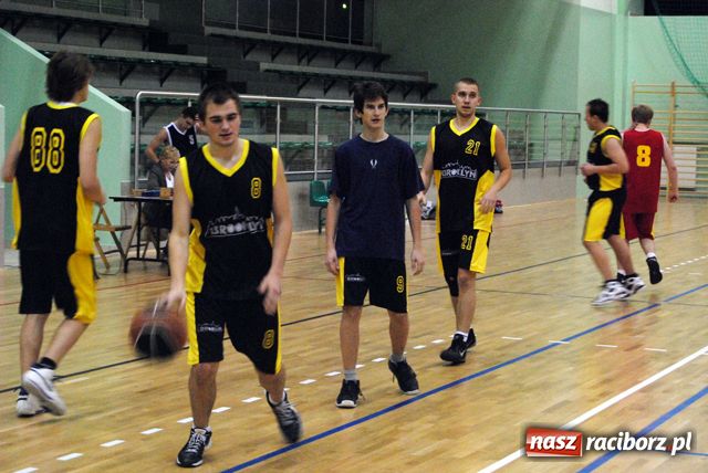 Zdjęcie w galerii na portalu naszraciborz.pl: RALK: Monstersi na fali wiadomości z regionu