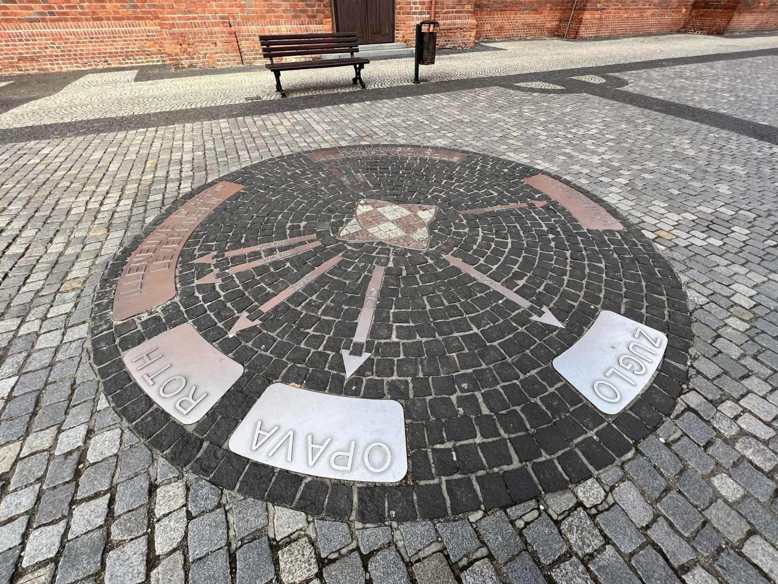 Zdjęcie w galerii na portalu naszraciborz.pl: Radni Raciborza solidarni z Ukrainą. NIE dla współpracy z Kaliningradem wiadomości z regionu