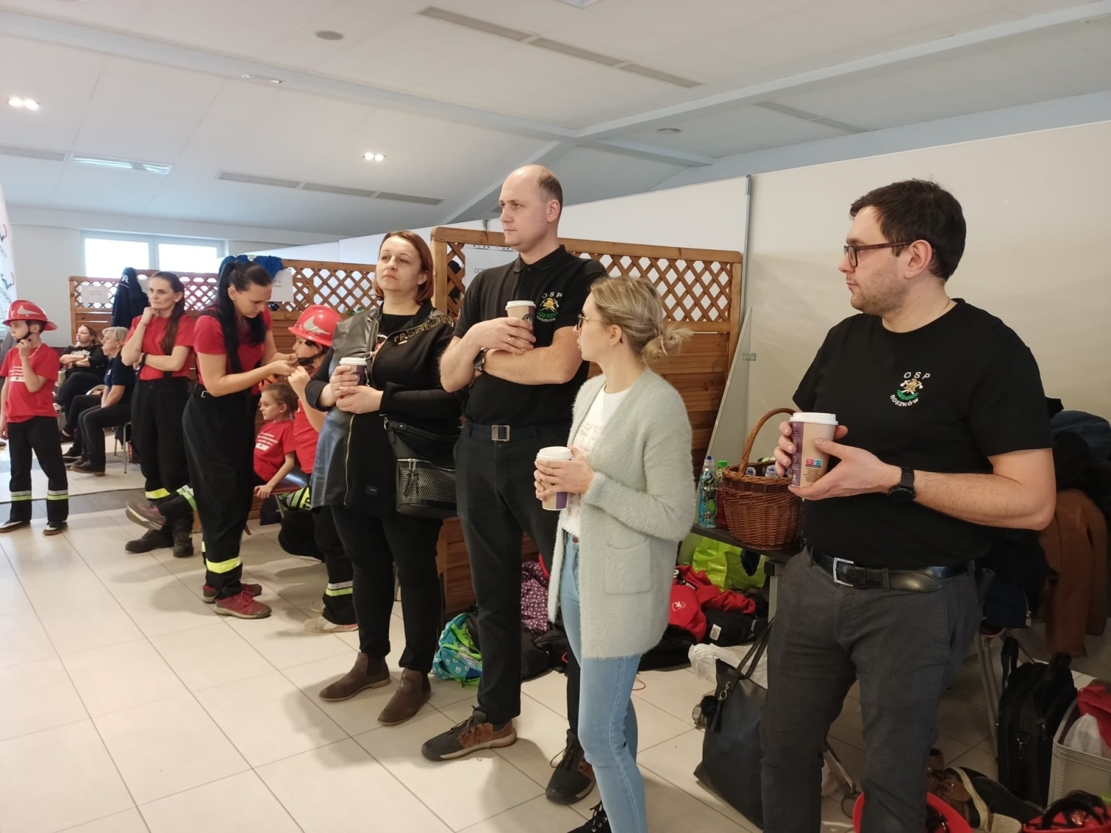 Zdjęcie w galerii na portalu naszraciborz.pl: Srebro dla Roszkowa w halowych zawodach strażackich w Zakrzowie wiadomości z regionu