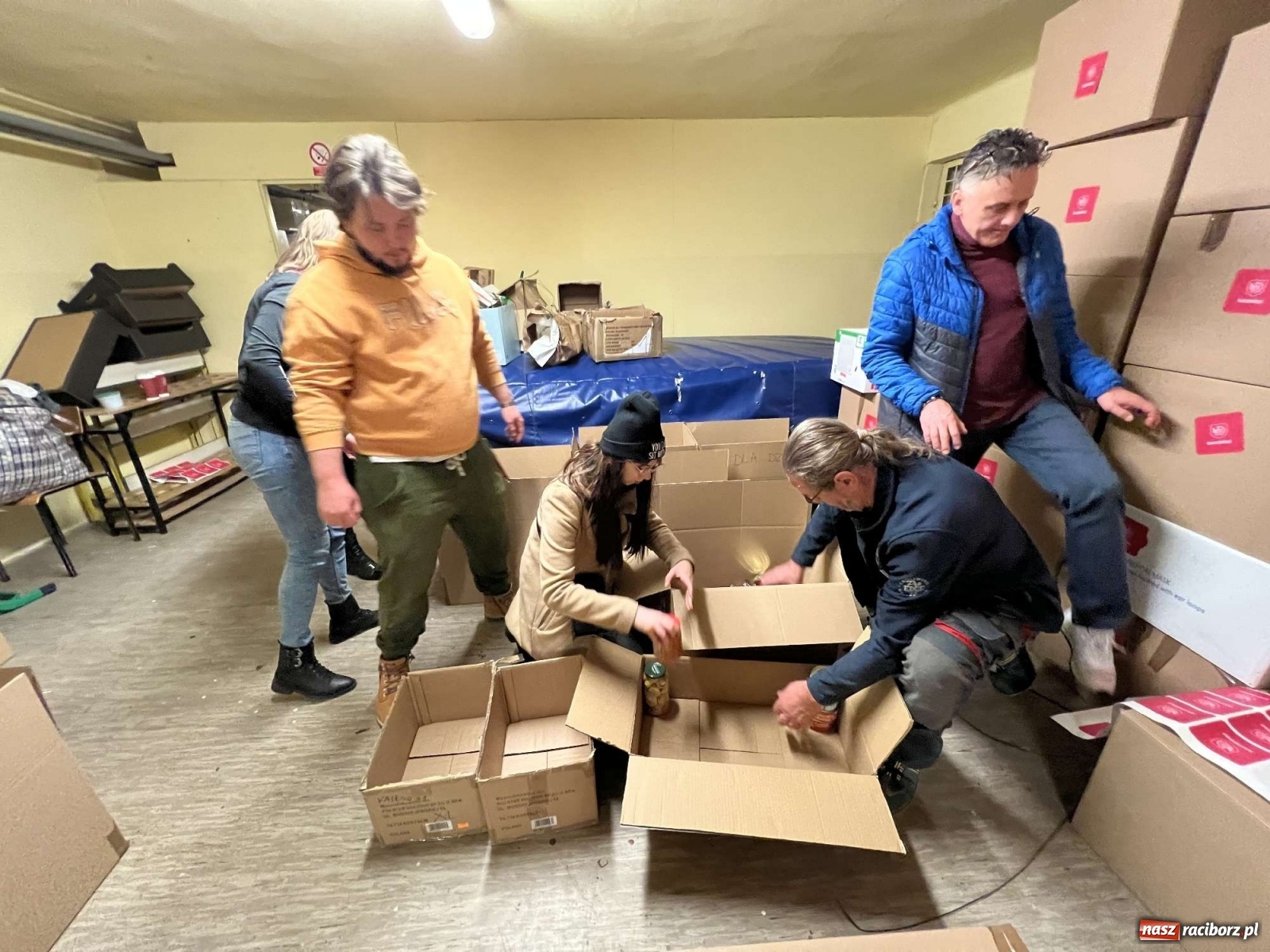 Zdjęcie w galerii na portalu naszraciborz.pl: Racibórz dopiął celu. Pomoc dotrze do Tyśmenicy [FOTO] wiadomości z regionu