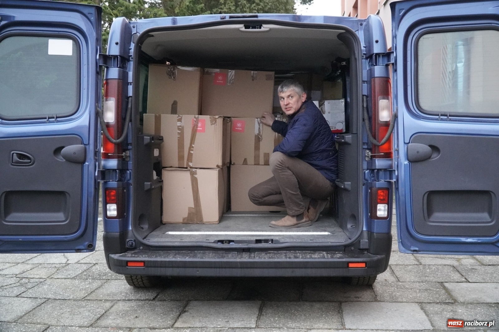 Zdjęcie w galerii na portalu naszraciborz.pl: Racibórz dopiął celu. Pomoc dotrze do Tyśmenicy [FOTO] wiadomości z regionu