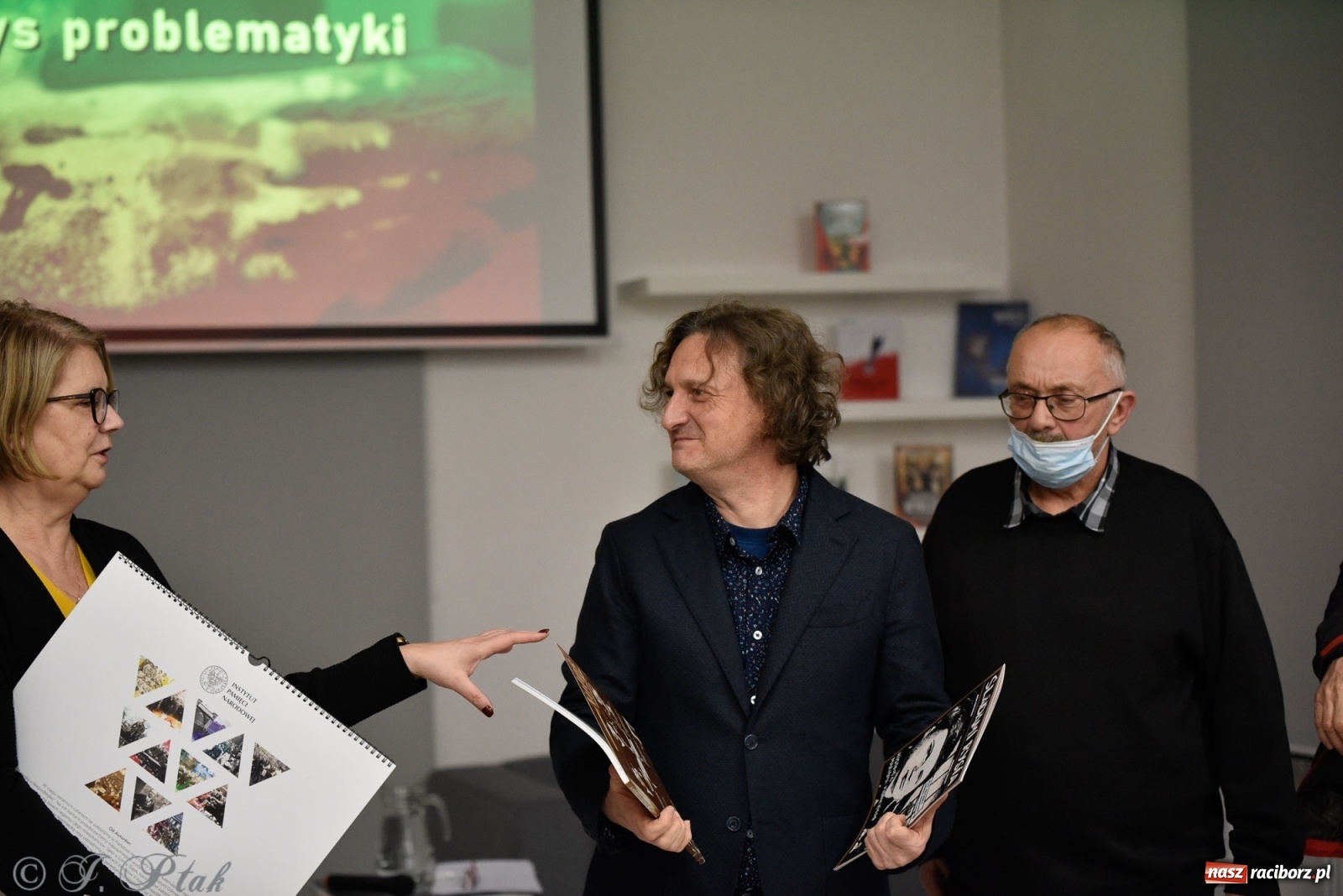 Zdjęcie w galerii na portalu naszraciborz.pl: Benczew o wyklętych. Wykład w raciborskiej bibliotece wiadomości z regionu