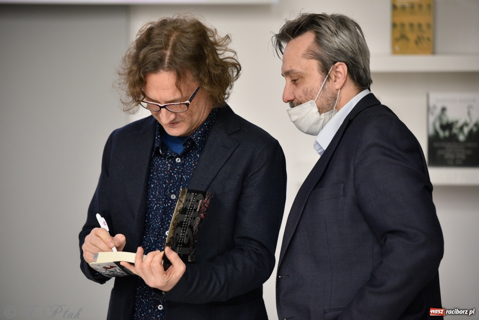 Zdjęcie w galerii na portalu naszraciborz.pl: Benczew o wyklętych. Wykład w raciborskiej bibliotece wiadomości z regionu