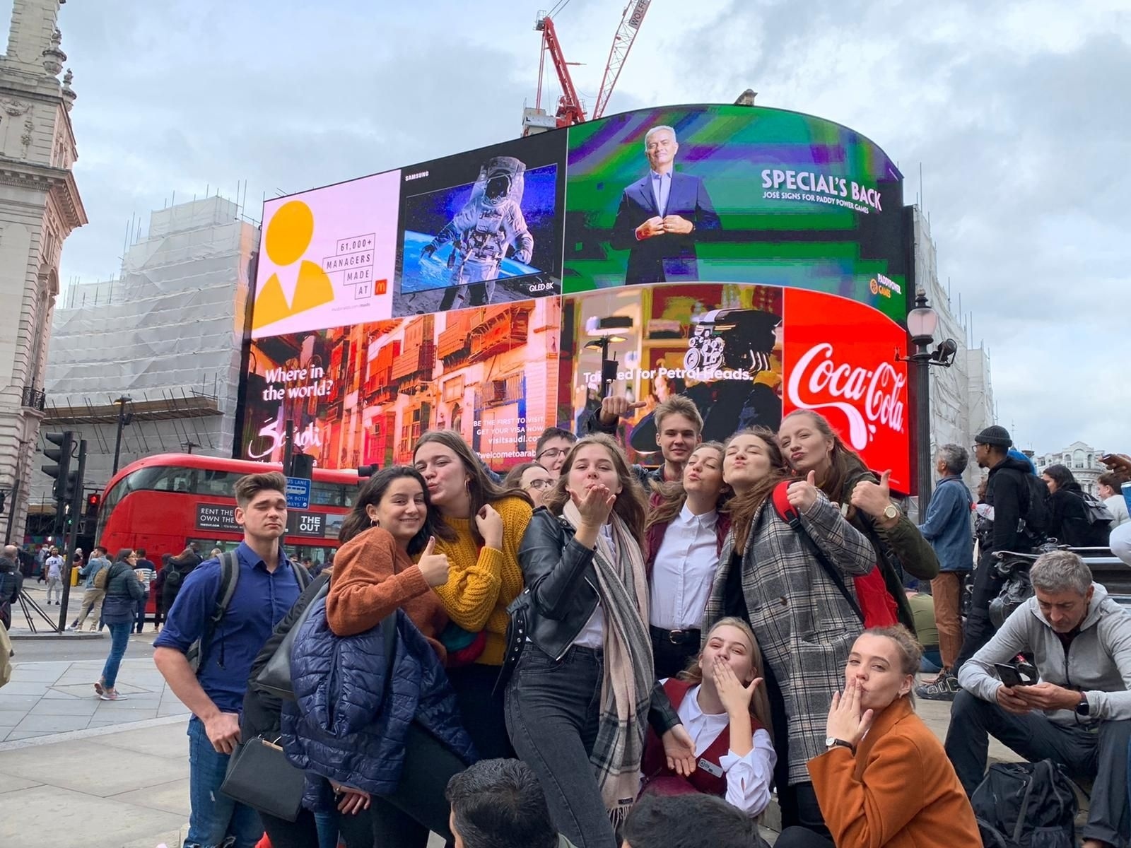 Zdjęcie w galerii na portalu naszraciborz.pl: Nauka w CKZiU nr 1 to jak podróż dookoła świata. Szkoła pozyskała ponad 730 tys. euro wiadomości z regionu