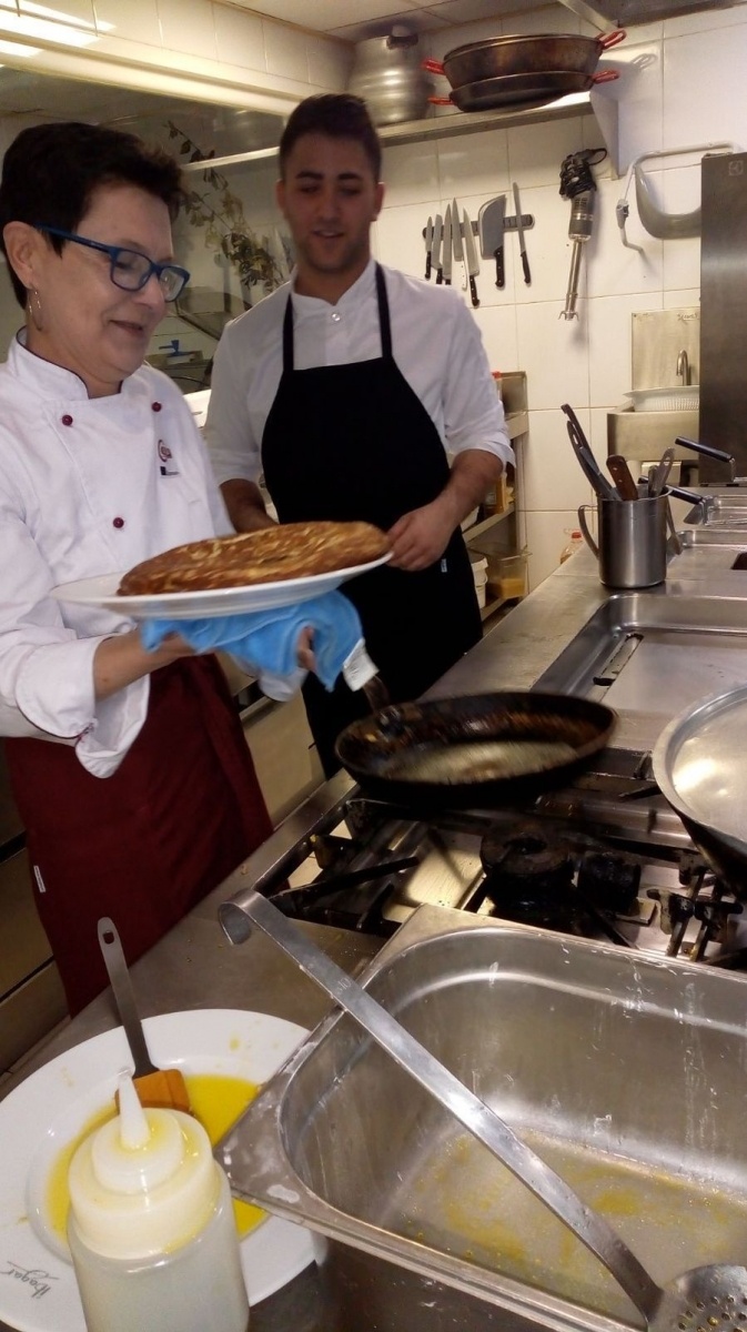 Zdjęcie w galerii na portalu naszraciborz.pl: Nauka w CKZiU nr 1 to jak podróż dookoła świata. Szkoła pozyskała ponad 730 tys. euro wiadomości z regionu