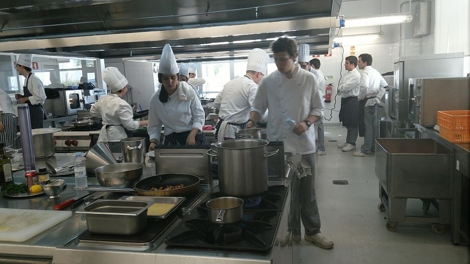 Zdjęcie w galerii na portalu naszraciborz.pl: Nauka w CKZiU nr 1 to jak podróż dookoła świata. Szkoła pozyskała ponad 730 tys. euro wiadomości z regionu