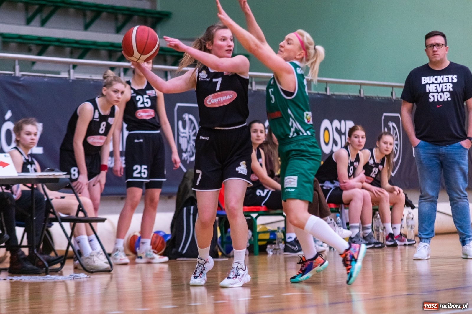 Zdjęcie w galerii na portalu naszraciborz.pl: Racibórz Bochnię pokonał i w tabeli awansował [FOTO i WIDEO] wiadomości z regionu