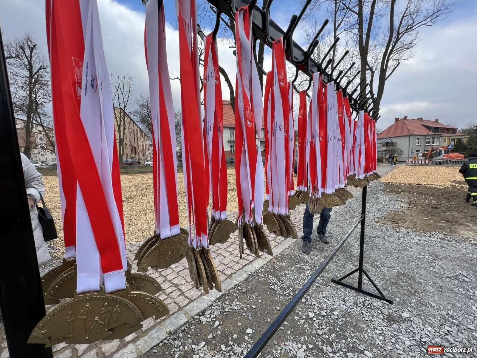 Zdjęcie w galerii na portalu naszraciborz.pl: XI edycja Biegu Pamięci Żołnierzy Wyklętych – Tropem Wilczym wiadomości z regionu