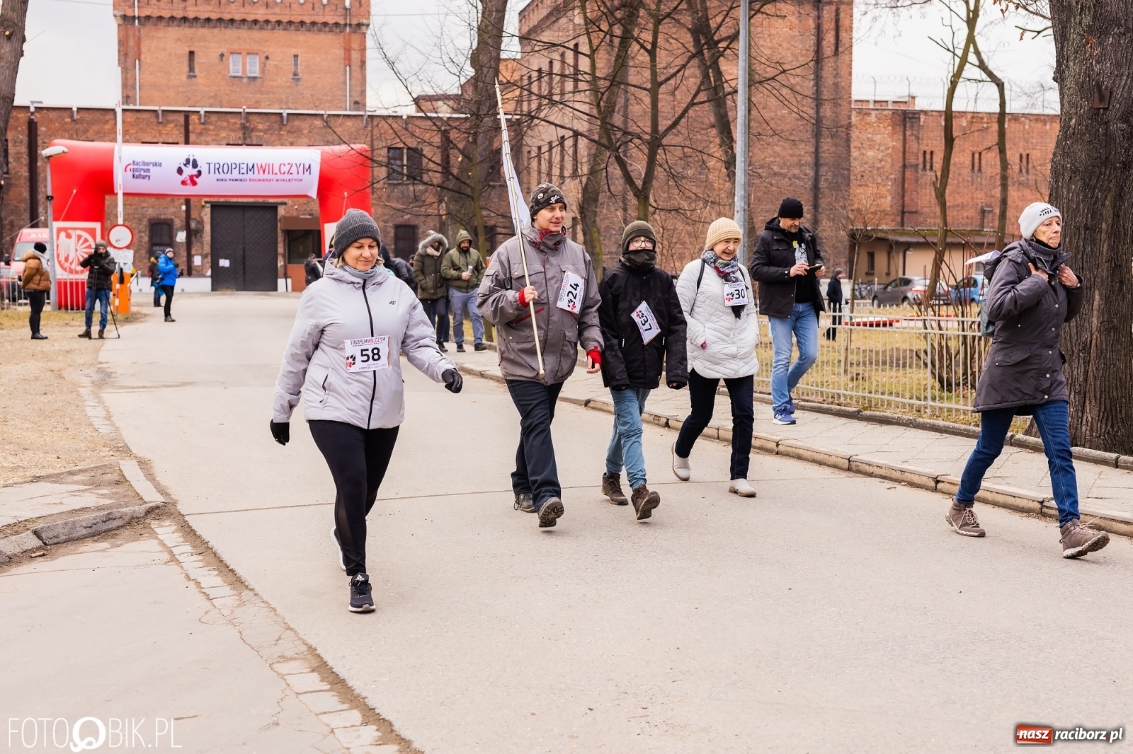 Zdjęcie w galerii na portalu naszraciborz.pl: XI edycja Biegu Pamięci Żołnierzy Wyklętych – Tropem Wilczym wiadomości z regionu