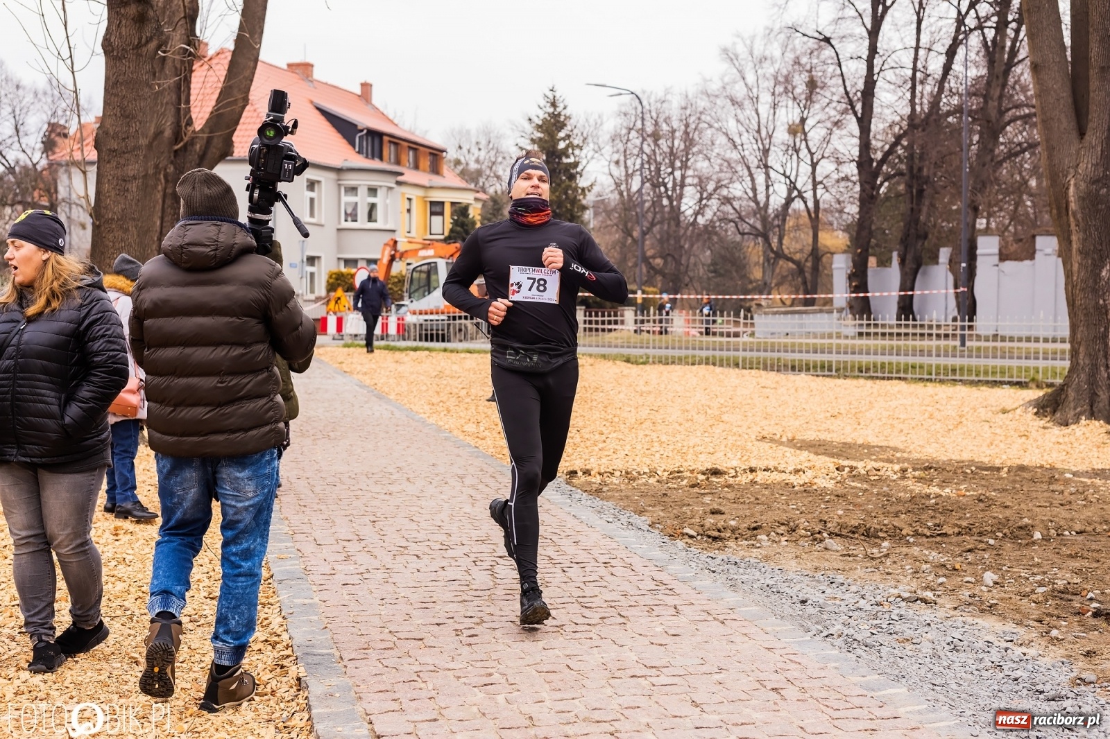 Zdjęcie w galerii na portalu naszraciborz.pl: XI edycja Biegu Pamięci Żołnierzy Wyklętych – Tropem Wilczym wiadomości z regionu